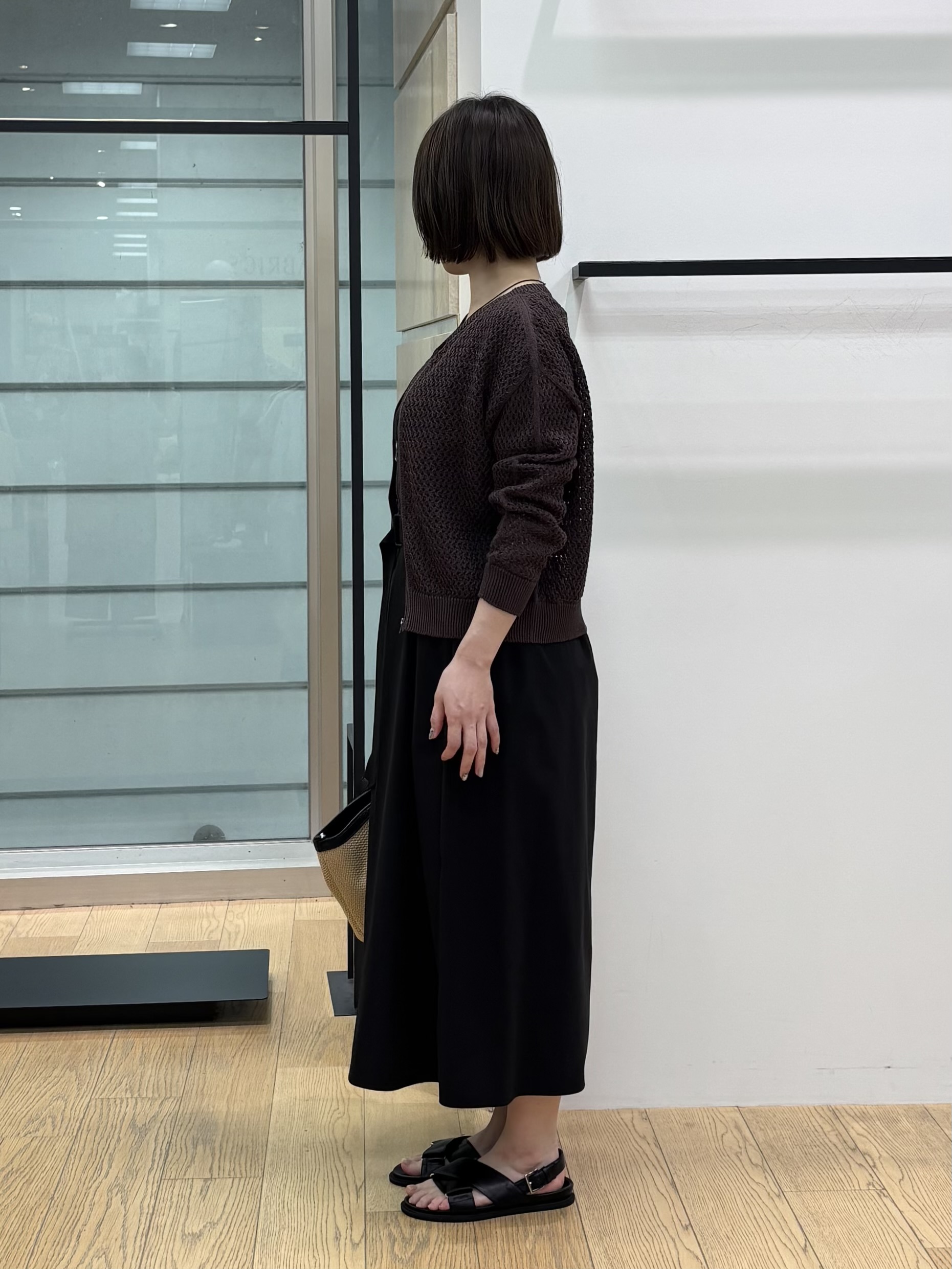 asamiさんの「INDIVI｜【撥水／UVケア／SETUP可能】軽量ベルト付きAラインワンピース」を使ったコーディネート