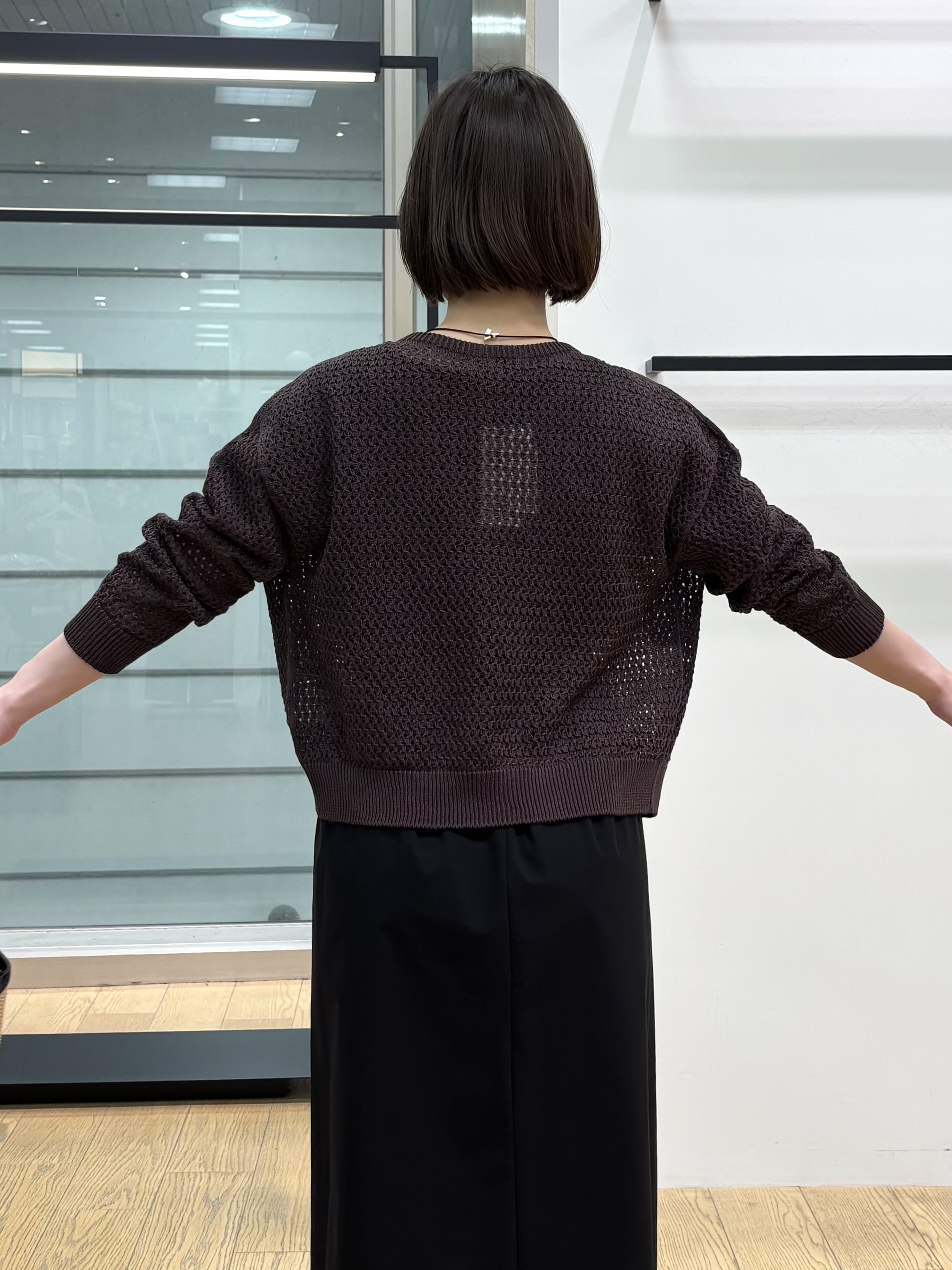 asamiさんの「INDIVI｜【撥水／UVケア／SETUP可能】軽量ベルト付きAラインワンピース」を使ったコーディネート