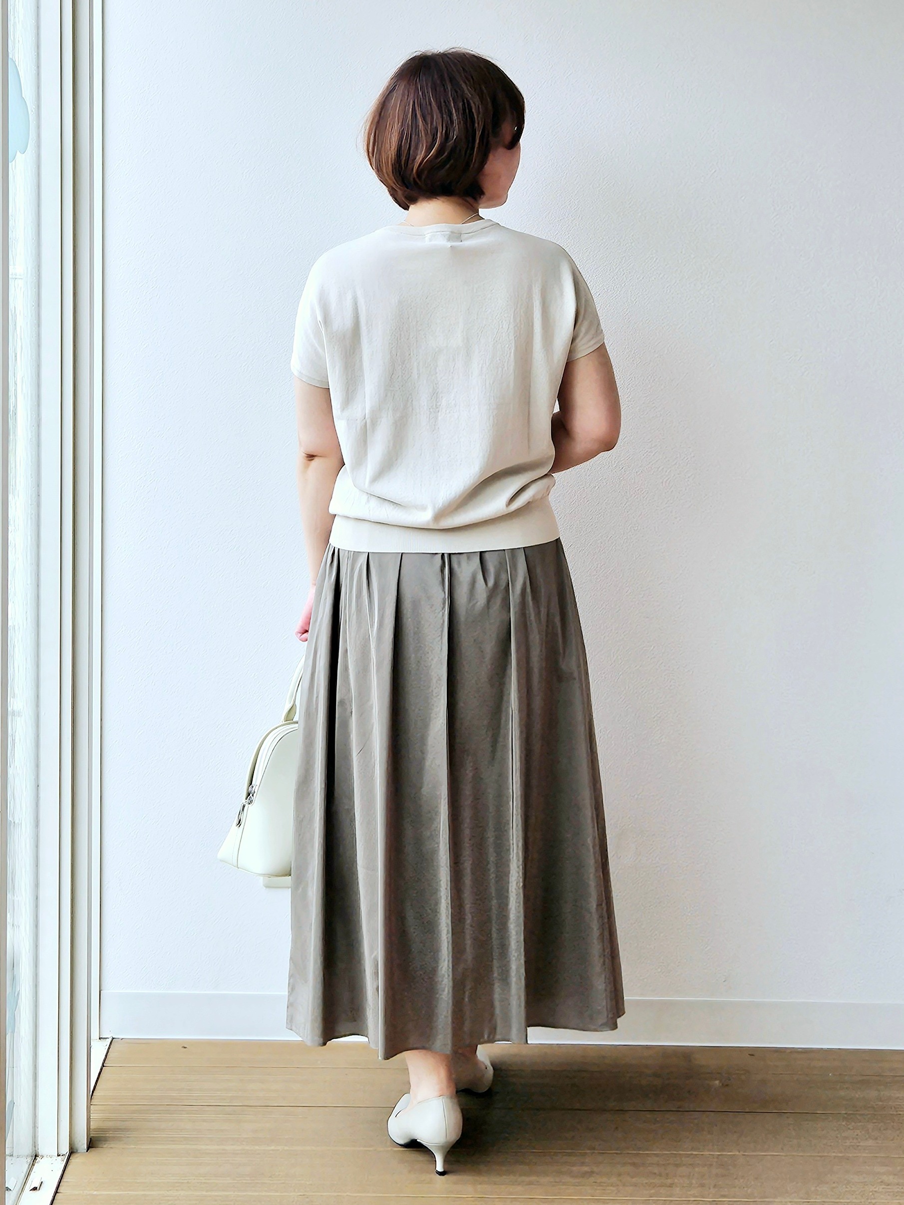 やじまさんの「UNTITLED｜【9色展開/アンサンブル可/洗える】コットンベーシックニット」を使ったコーディネート