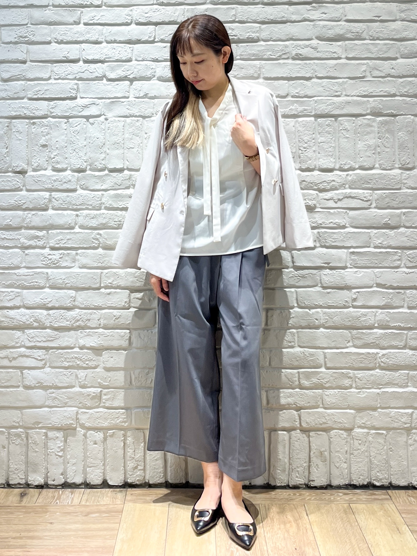 erinaさんの「index｜《再入荷》ダブルブレストテーラードジャケット【接触冷感／吸水速乾／イージーアイロン／防シワ／洗濯機O」を使ったコーディネート