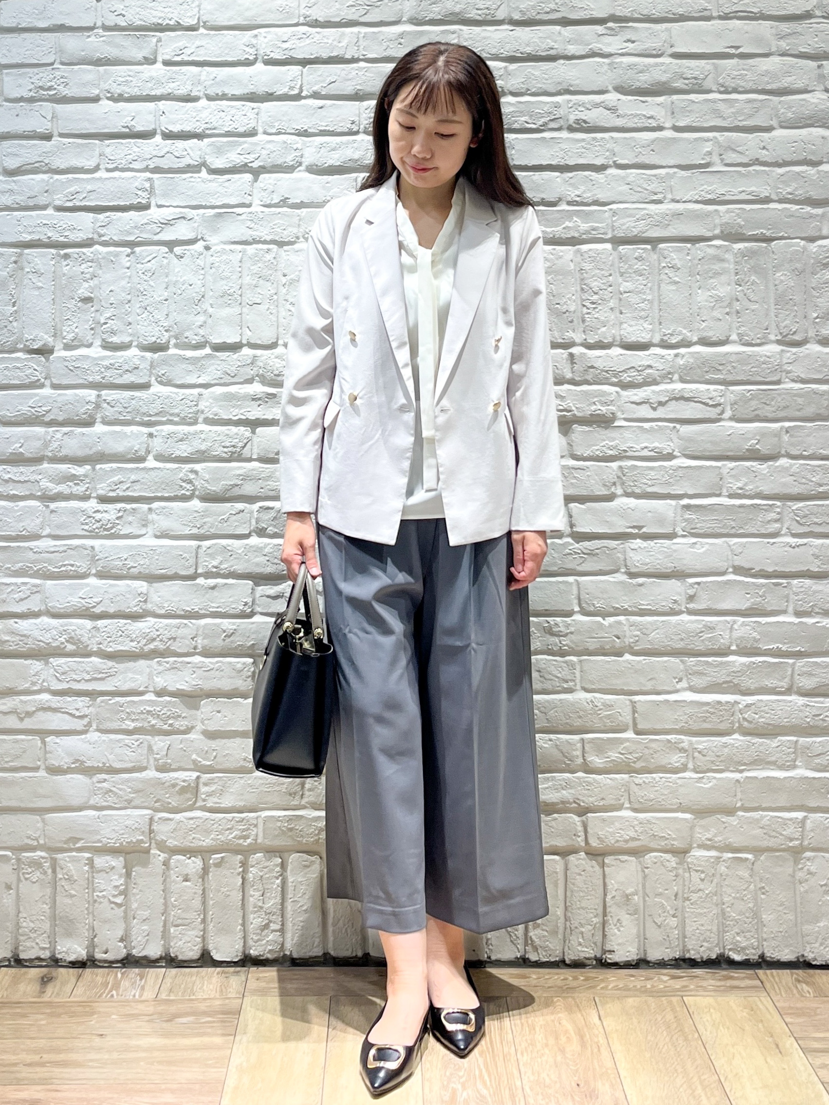 erinaさんの「index｜《再入荷》ダブルブレストテーラードジャケット【接触冷感／吸水速乾／イージーアイロン／防シワ／洗濯機O」を使ったコーディネート