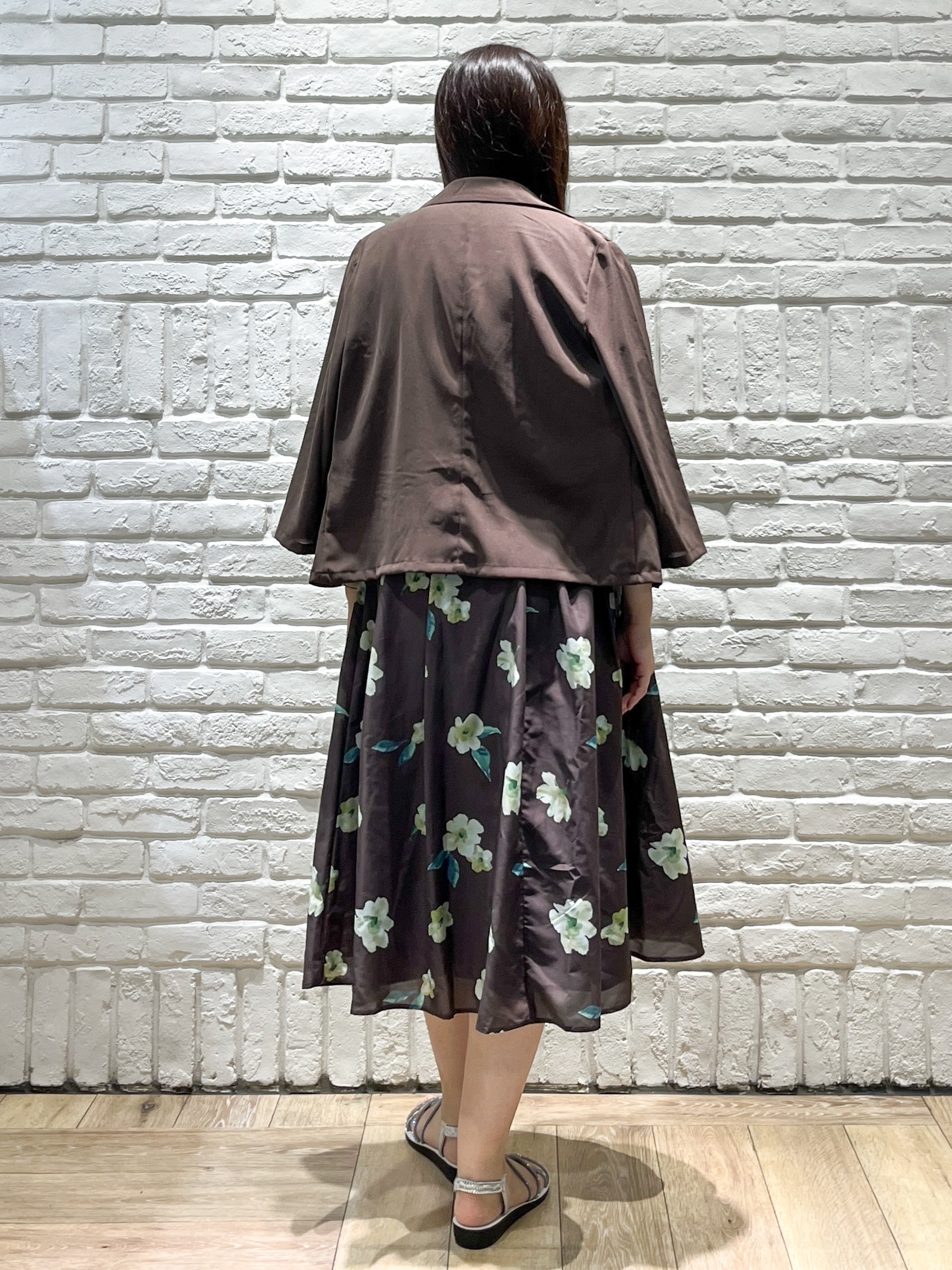 erinaさんの「index｜【接触冷感／防シワ】ひんやり7分袖テーラードジャケット《洗濯機OK》」を使ったコーディネート