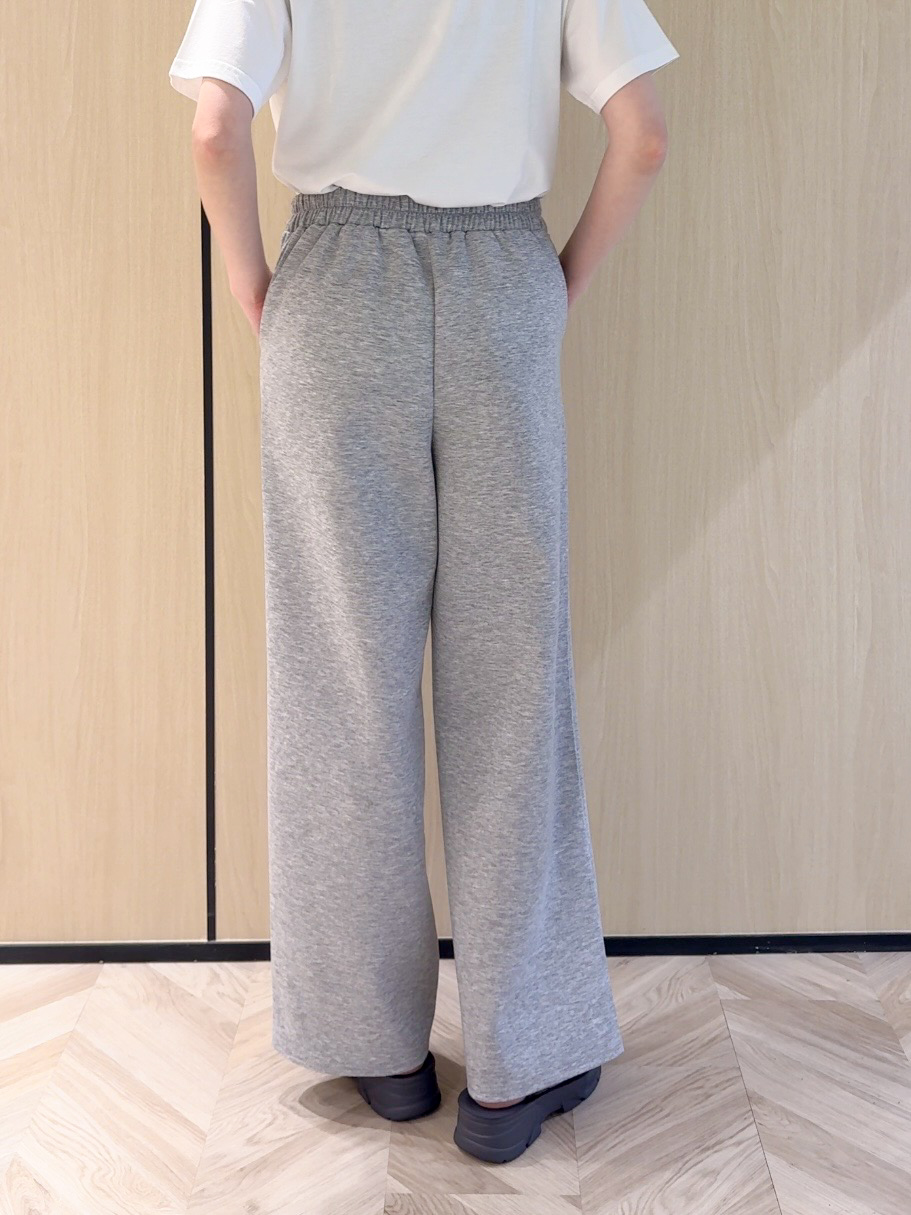 𝐜𝐡𝐢𝐤𝐚さんの「SHOO･LA･RUE｜【S-LL/吸水速乾/セットアップ可】羽織るだけで主役になる サッカーストライプシャツジャケット」を使ったコーディネート