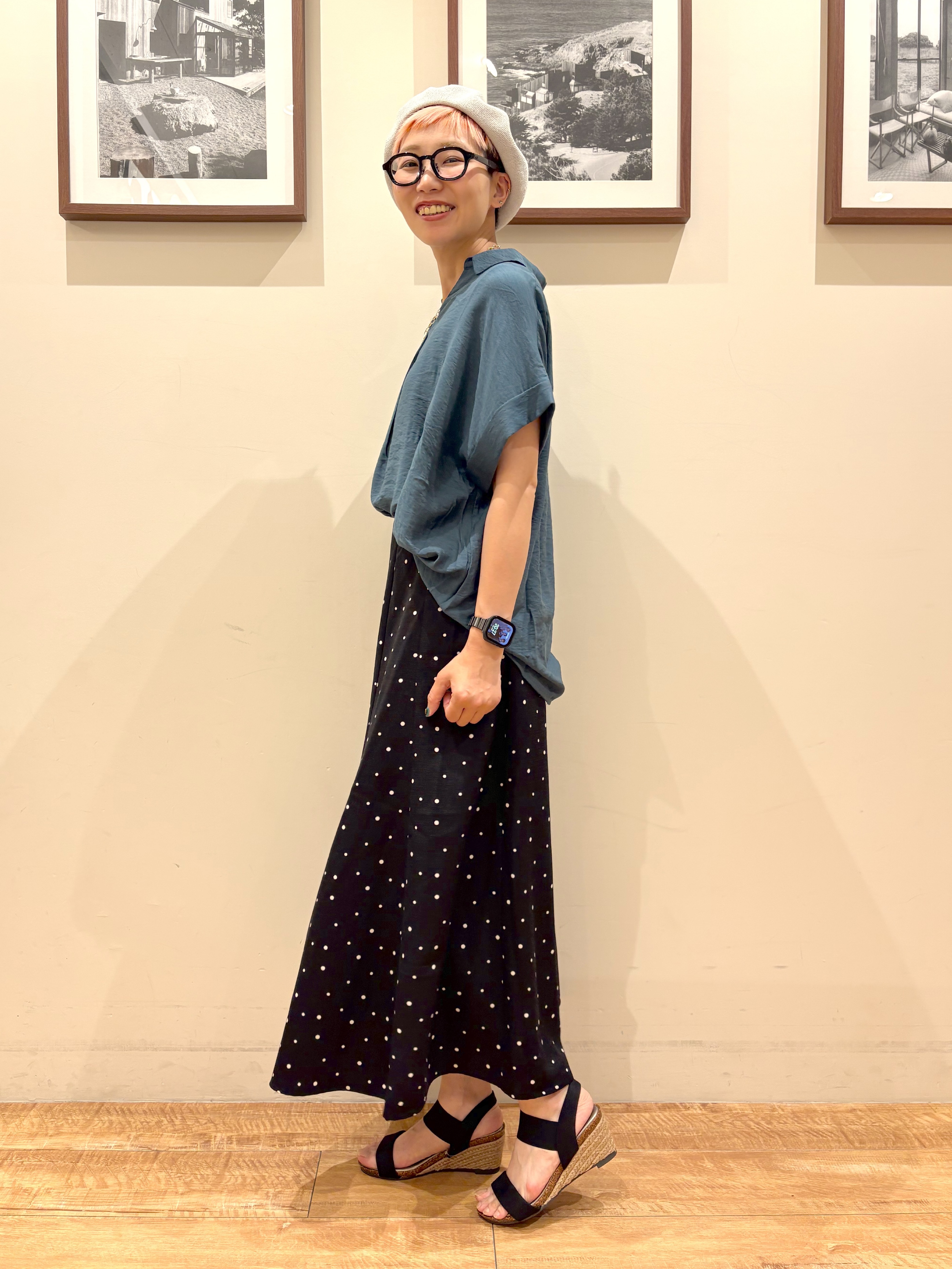 Ayumiさんの「SHOO･LA･RUE｜【S-LL/洗濯機可】インせず着られる 裾タック スキッパーシャツ」を使ったコーディネート