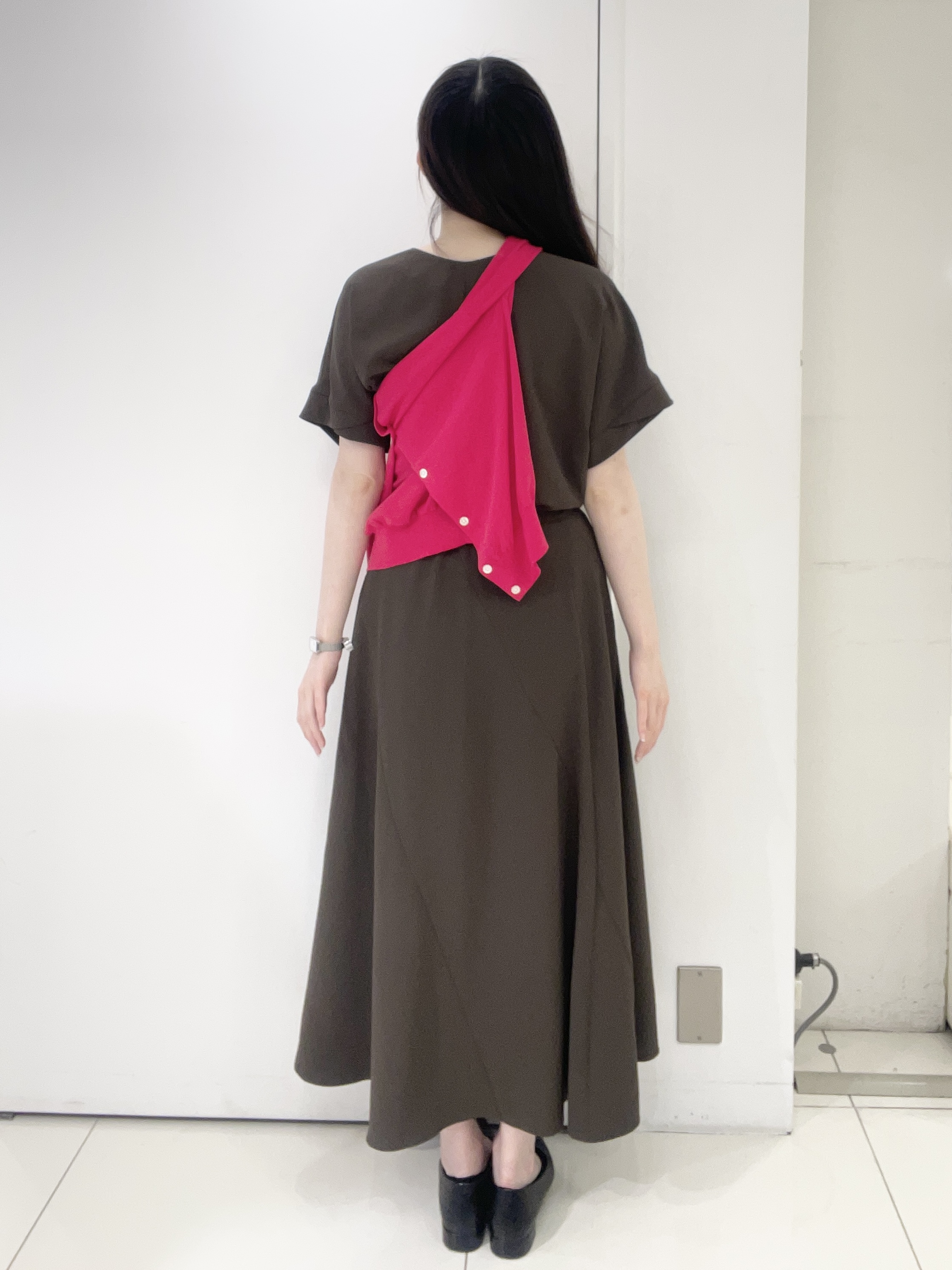 moeさんの「UNTITLED｜◆【9色展開/アンサンブル可】コットンクルーネックカーディガン」を使ったコーディネート