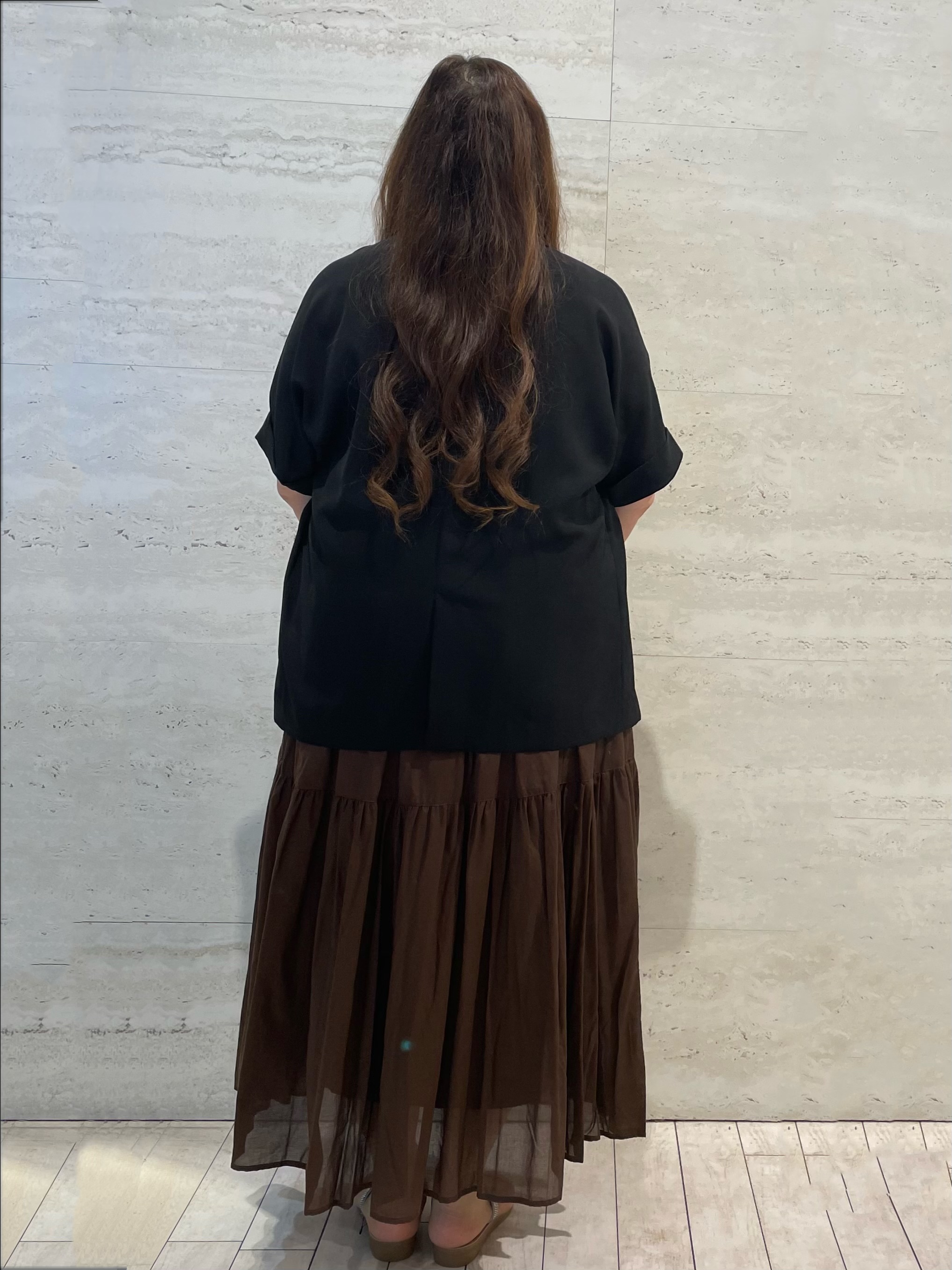 yunさんの「OPAQUE.CLIP｜【接触冷感／吸水速乾／防シワ】リネンライクテーラードジャケット《洗濯機OK》」を使ったコーディネート