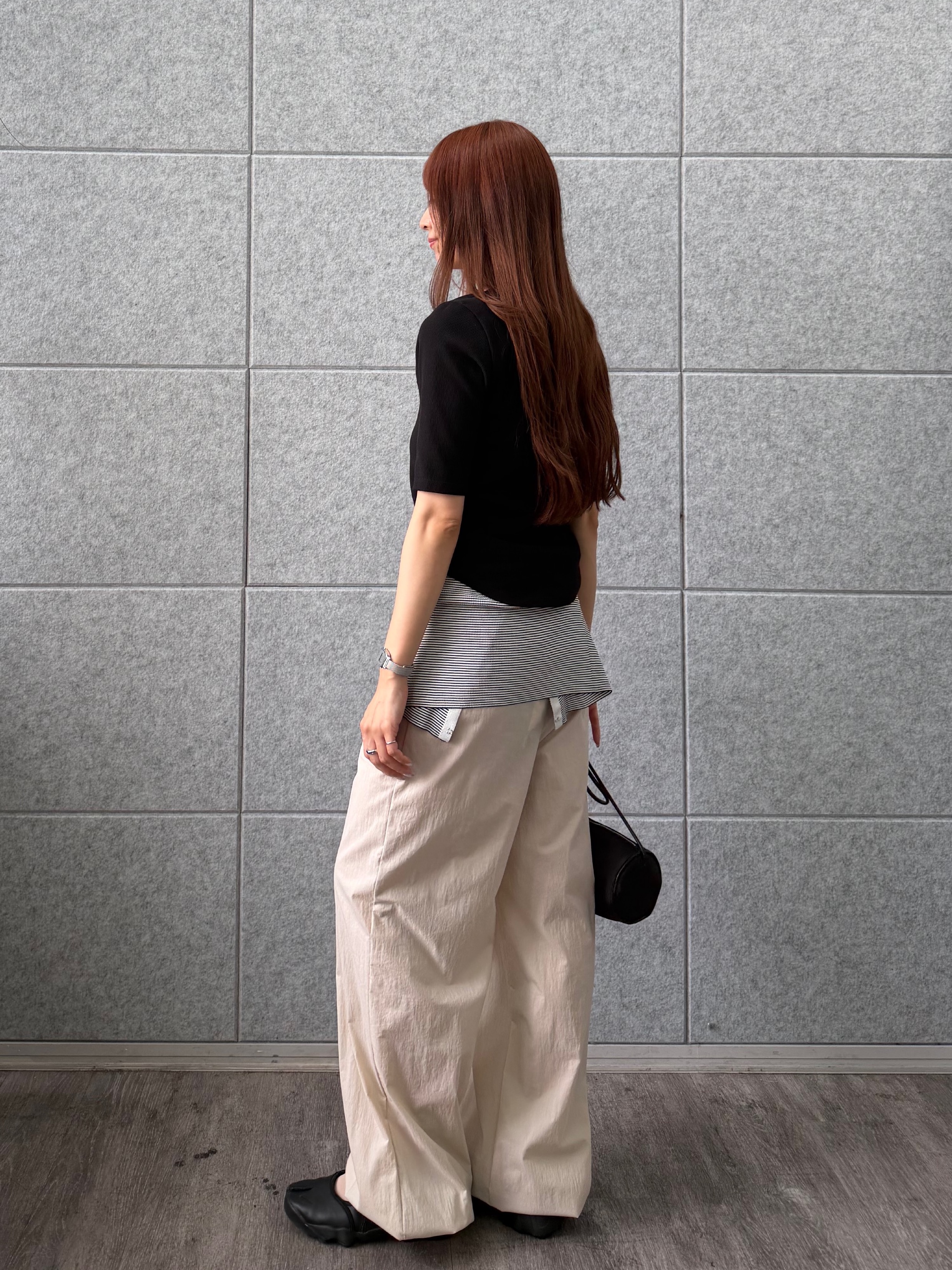 kanamiさんの「CODE A｜rib jersey point neck tee」を使ったコーディネート