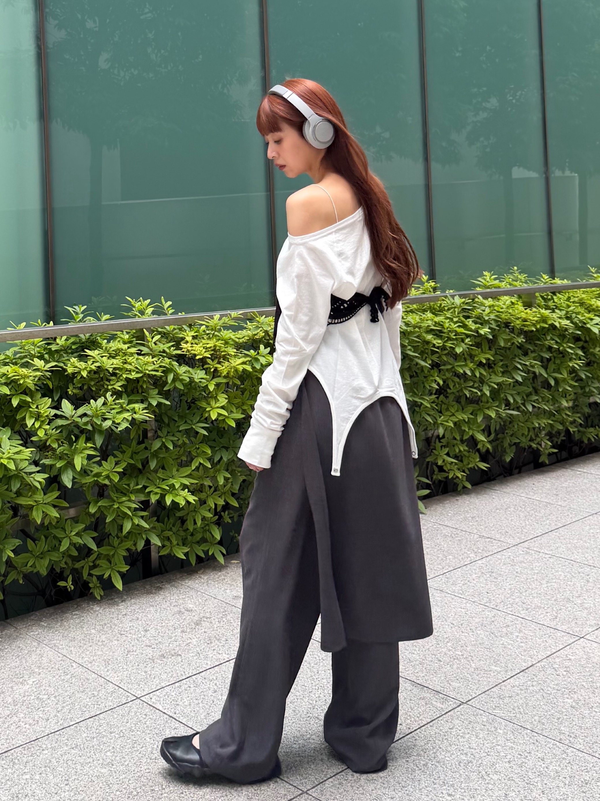 kanamiさんの「CODE A｜easy flip tee」を使ったコーディネート