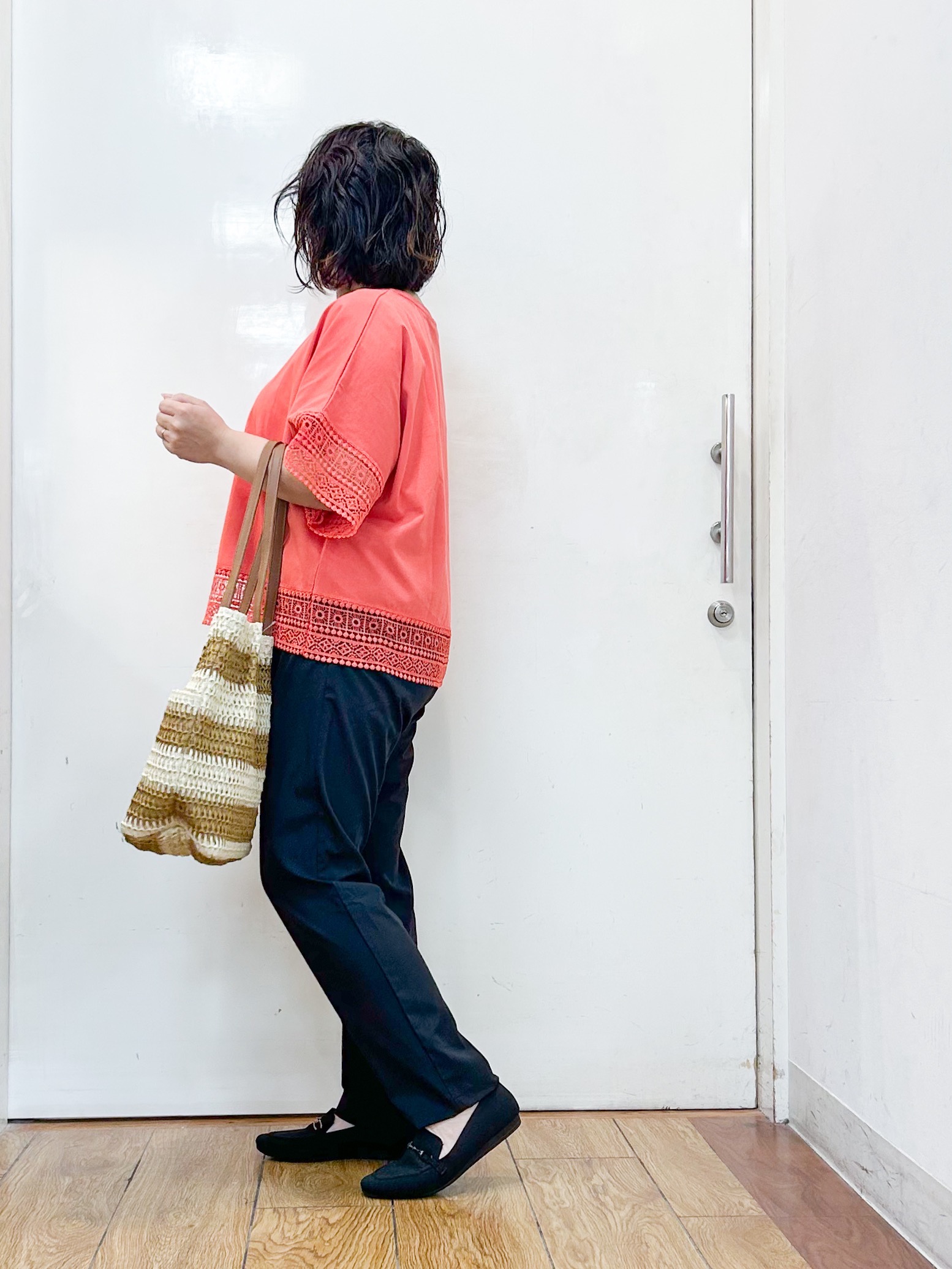 haruさんの「SHOO･LA･RUE｜【洗濯機可/体型カバー/S-LL】レース使いがポイント デザインTシャツ」を使ったコーディネート