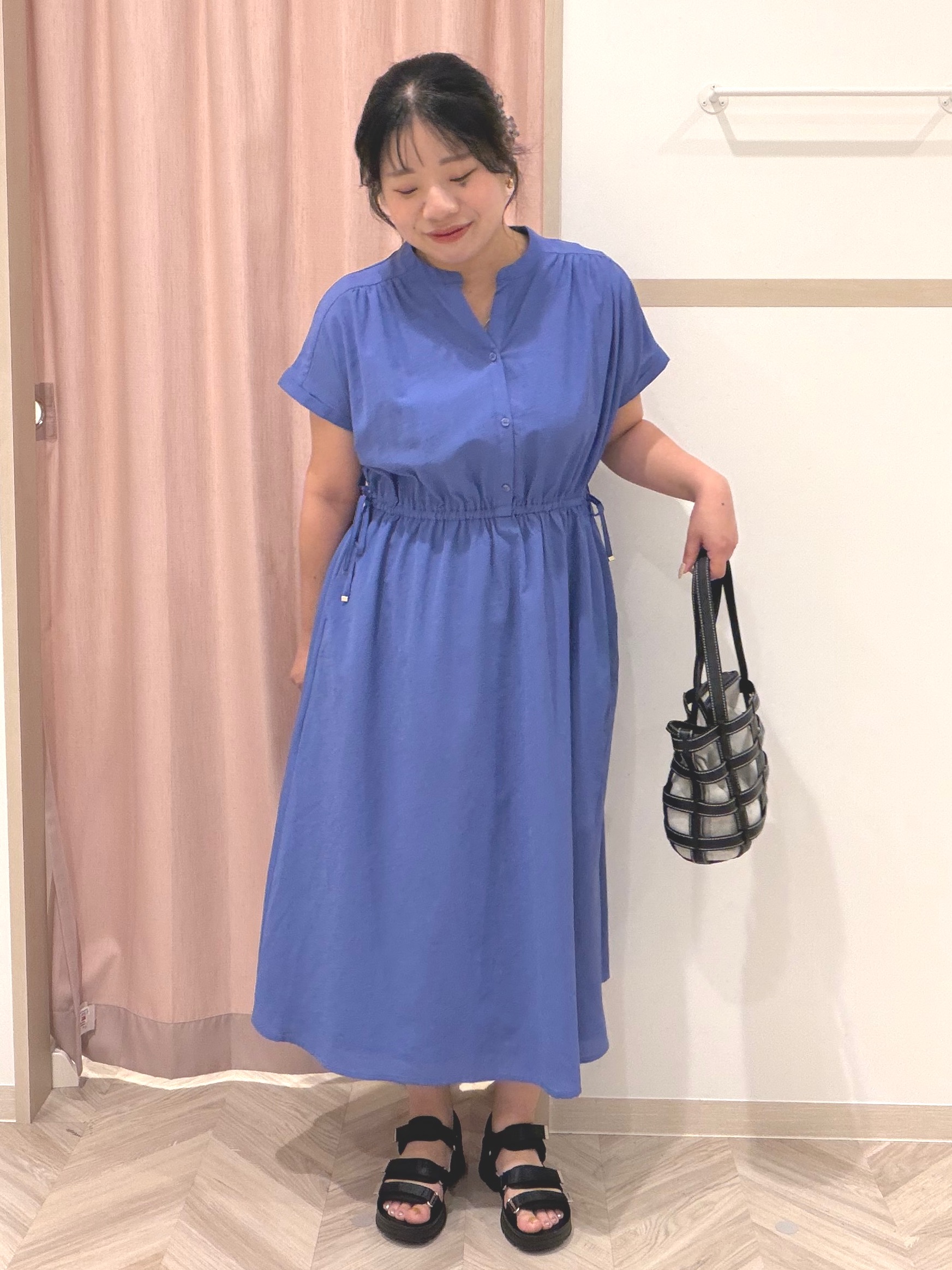 まちゃんなちゃんさんの「SHOO･LA･RUE｜【S-LL/UV/吸水速乾/洗濯機可】通気性〇 ギャザーリボンワンピース」を使ったコーディネート