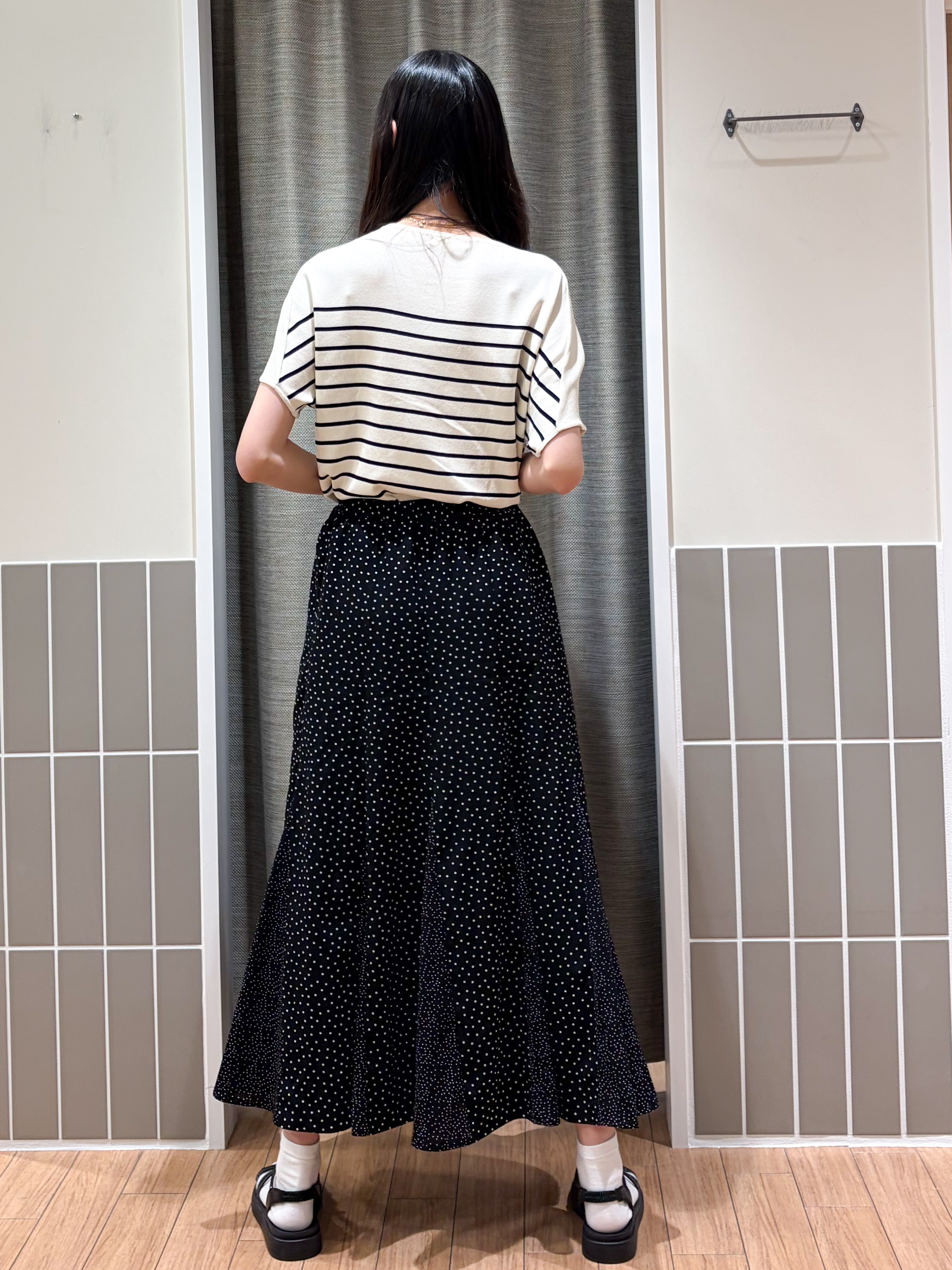 Kotoさんの「grove｜【シリーズ累計36万枚！名品ニット】やわらかドライタッチ ドルマンニット」を使ったコーディネート