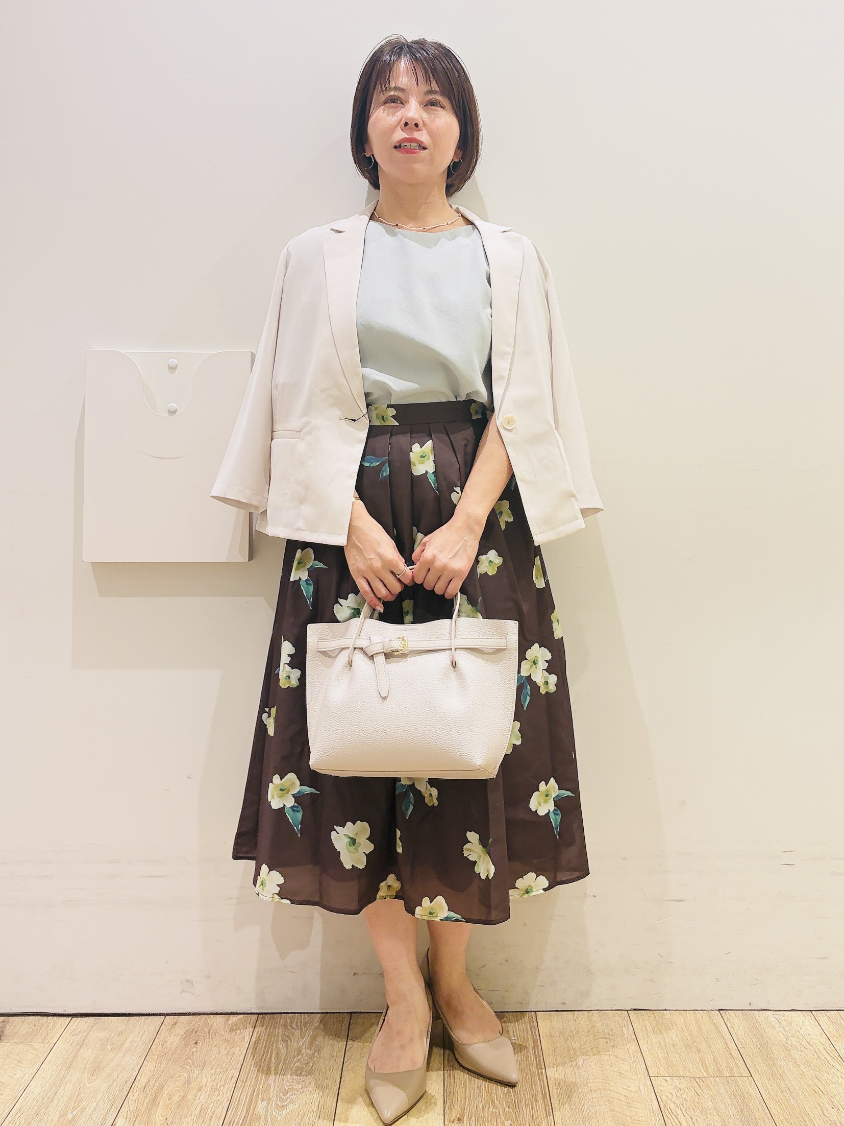 YUKOさんの「index｜【接触冷感／防シワ】ひんやり7分袖テーラードジャケット《洗濯機OK》」を使ったコーディネート