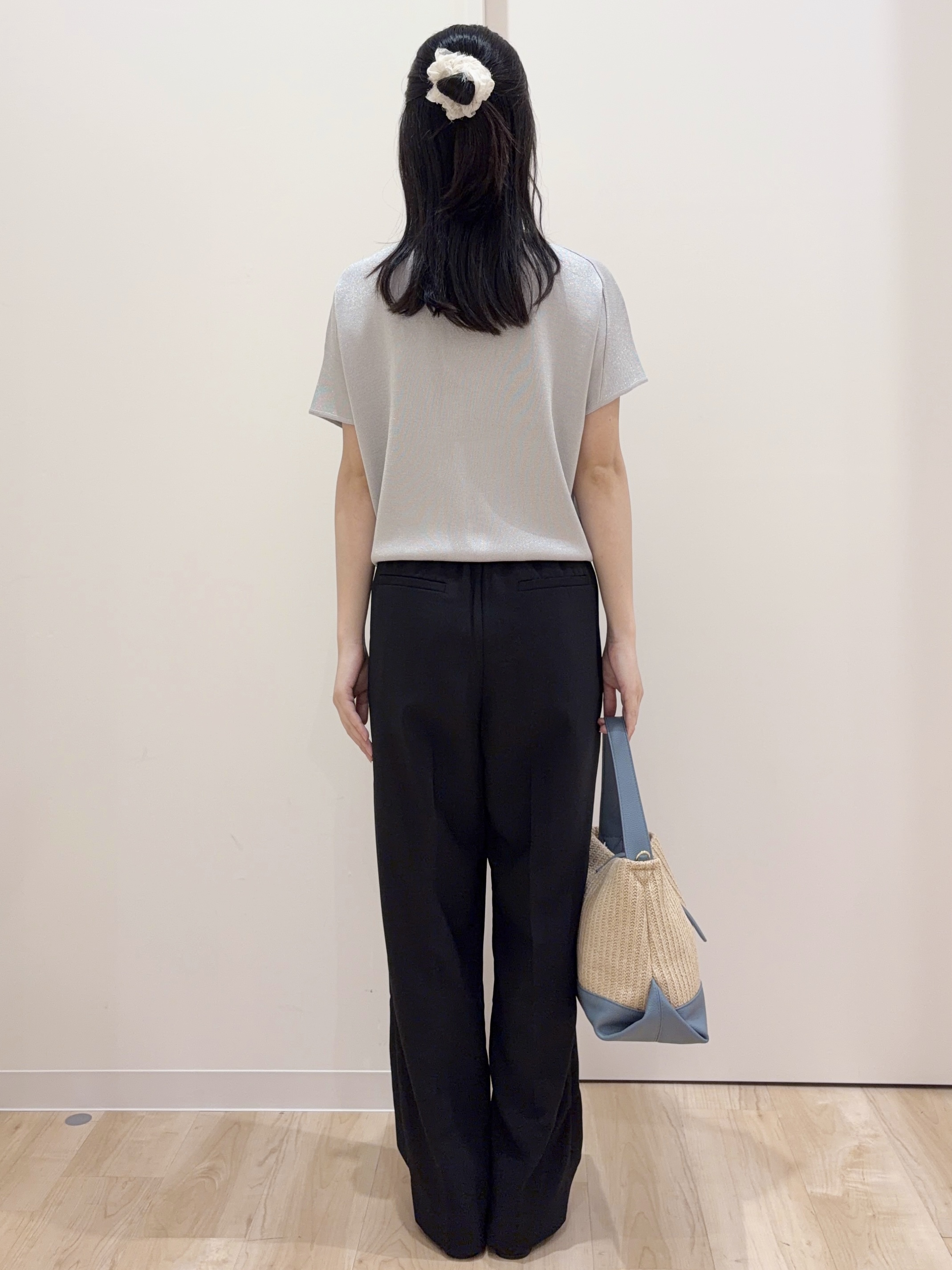 ayaneさんの「grove｜【シリーズ累計36万枚！名品ニット】やわらかドライタッチ ドルマンニット」を使ったコーディネート