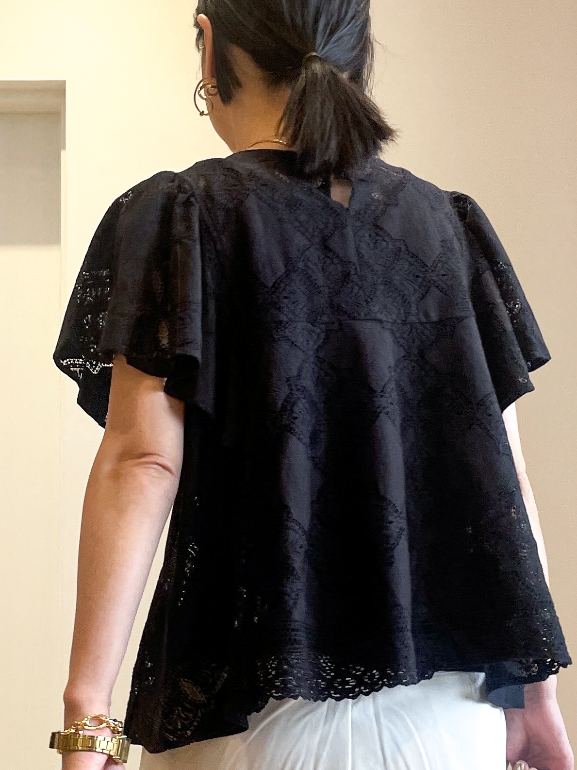 あいさんの「OPAQUE.CLIP｜レースフレアスリーブブラウス【洗濯機OK】」を使ったコーディネート