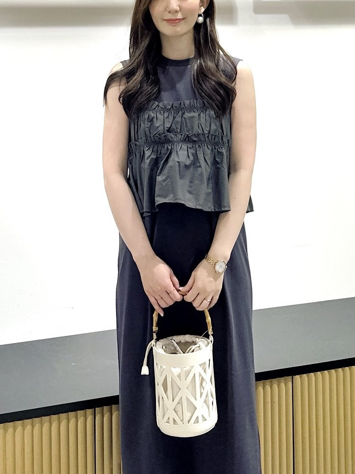 keito.iさんの「OPAQUE.CLIP｜ビスチェ付きワンピース【ツインセット／洗濯機OK】」を使ったコーディネート
