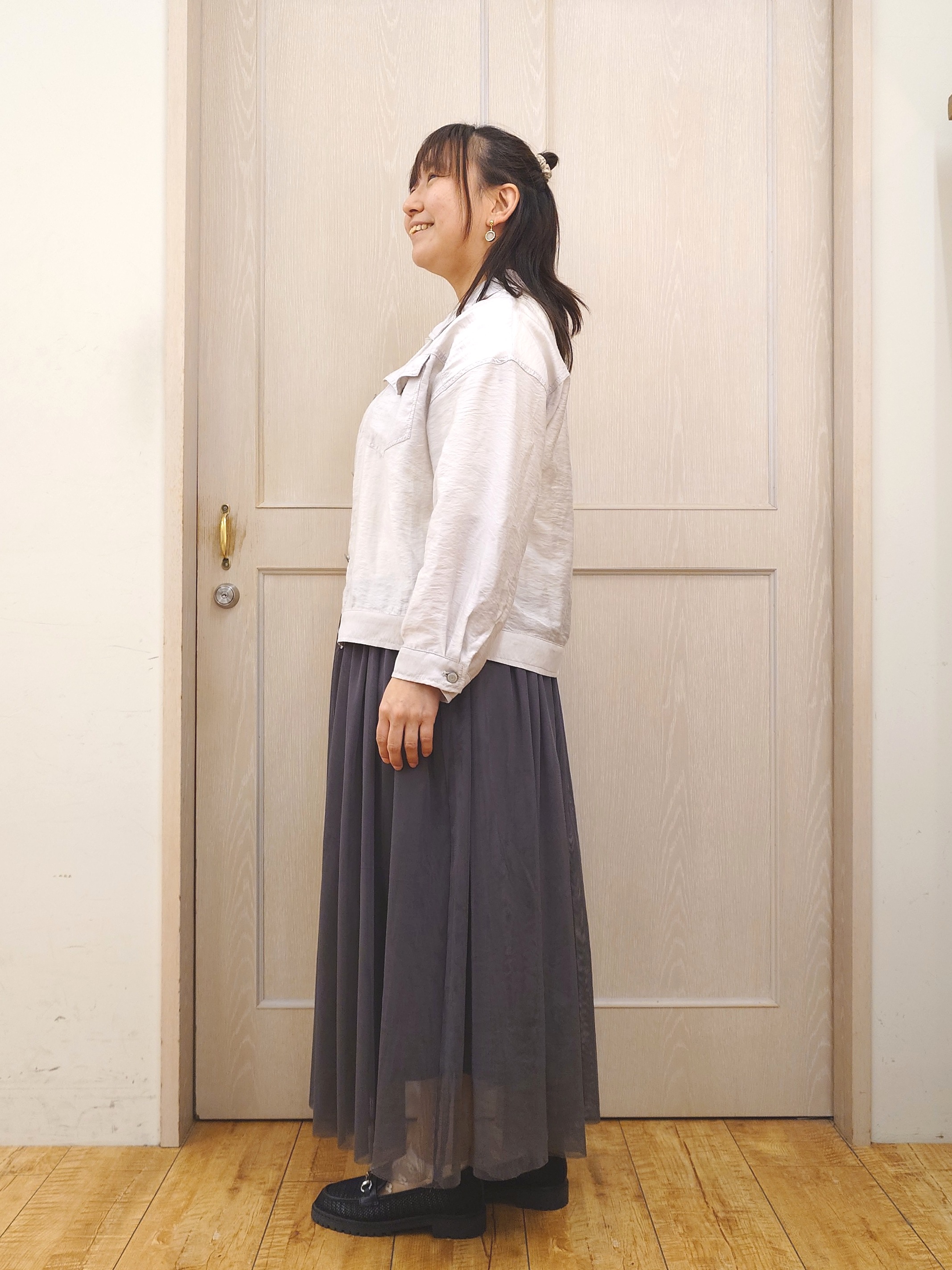 とろろさんの「SHOO･LA･RUE｜【洗濯機可/S-LL】Gジャン風シアーシャツジャケット」を使ったコーディネート