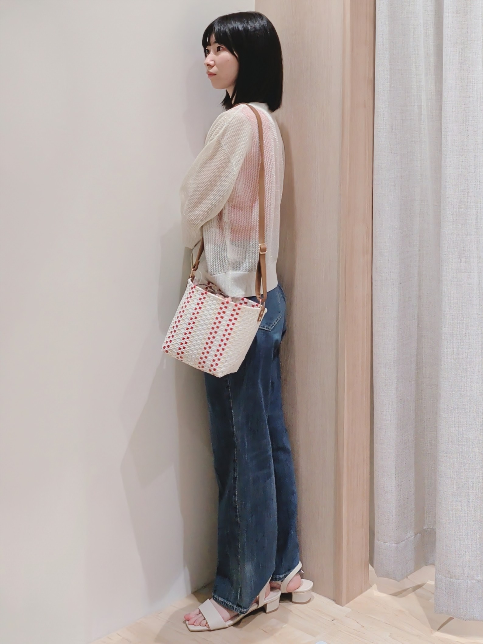 Yuiさんの「grove｜ラメメッシュキーネックカーディガン」を使ったコーディネート
