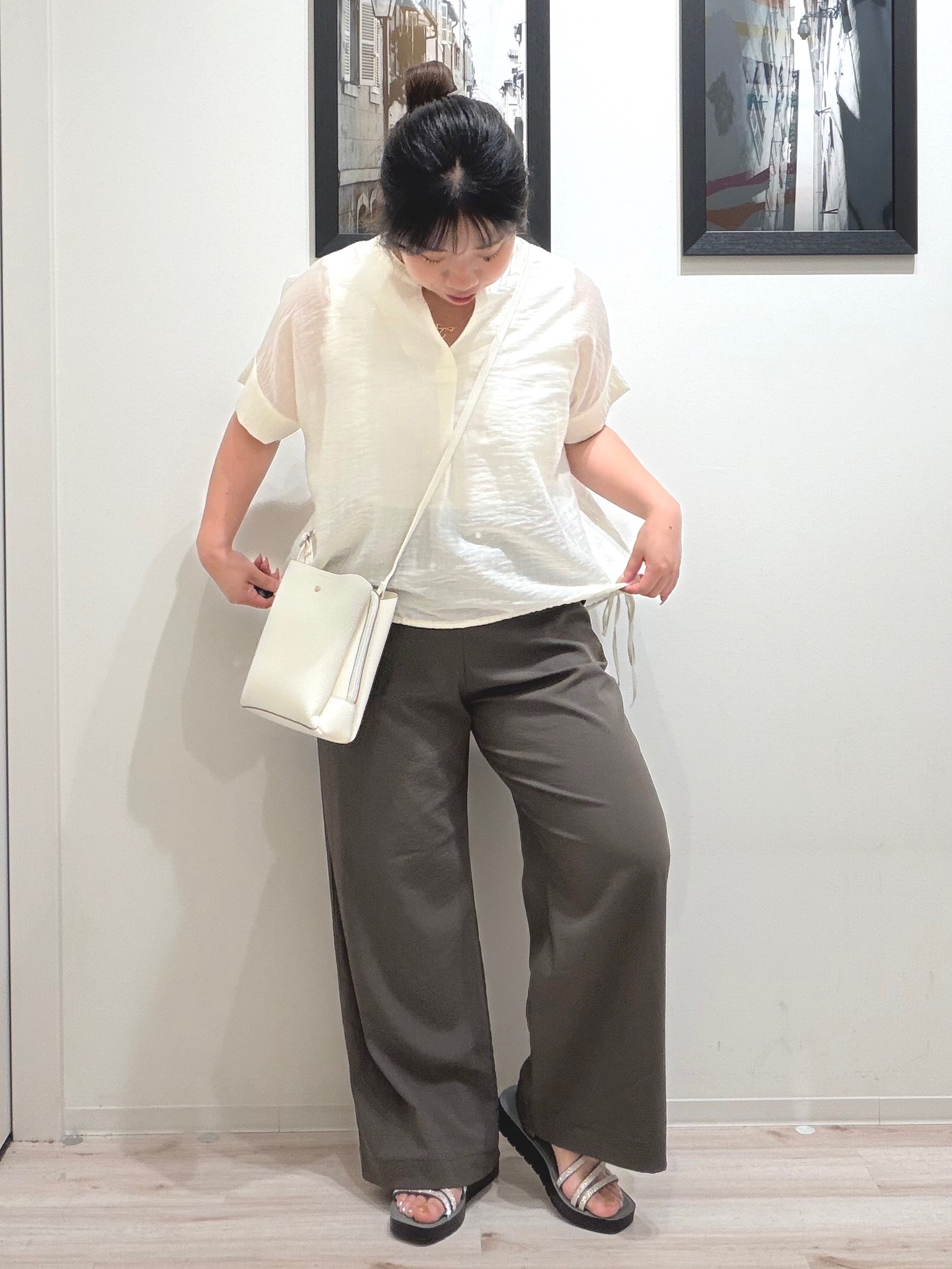 まちゃんなちゃんさんの「SHOO･LA･RUE｜【前後2WAY/洗濯機可/S-LL】レースデザインタンクトップ」を使ったコーディネート