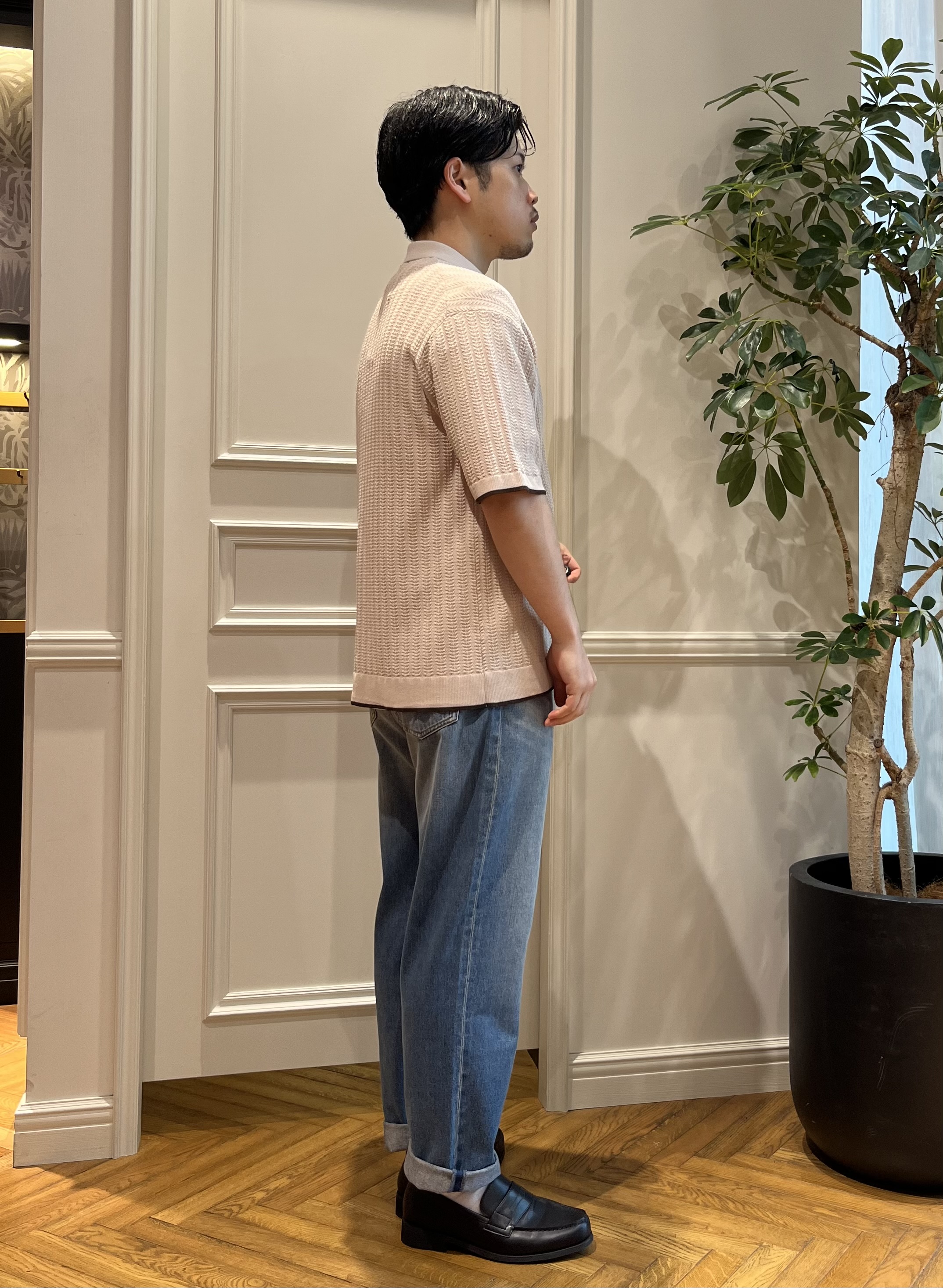 Tokuさんの「DRESSTERIOR｜【Safari5月号掲載】ウォッシャブル キューバニットシャツ」を使ったコーディネート