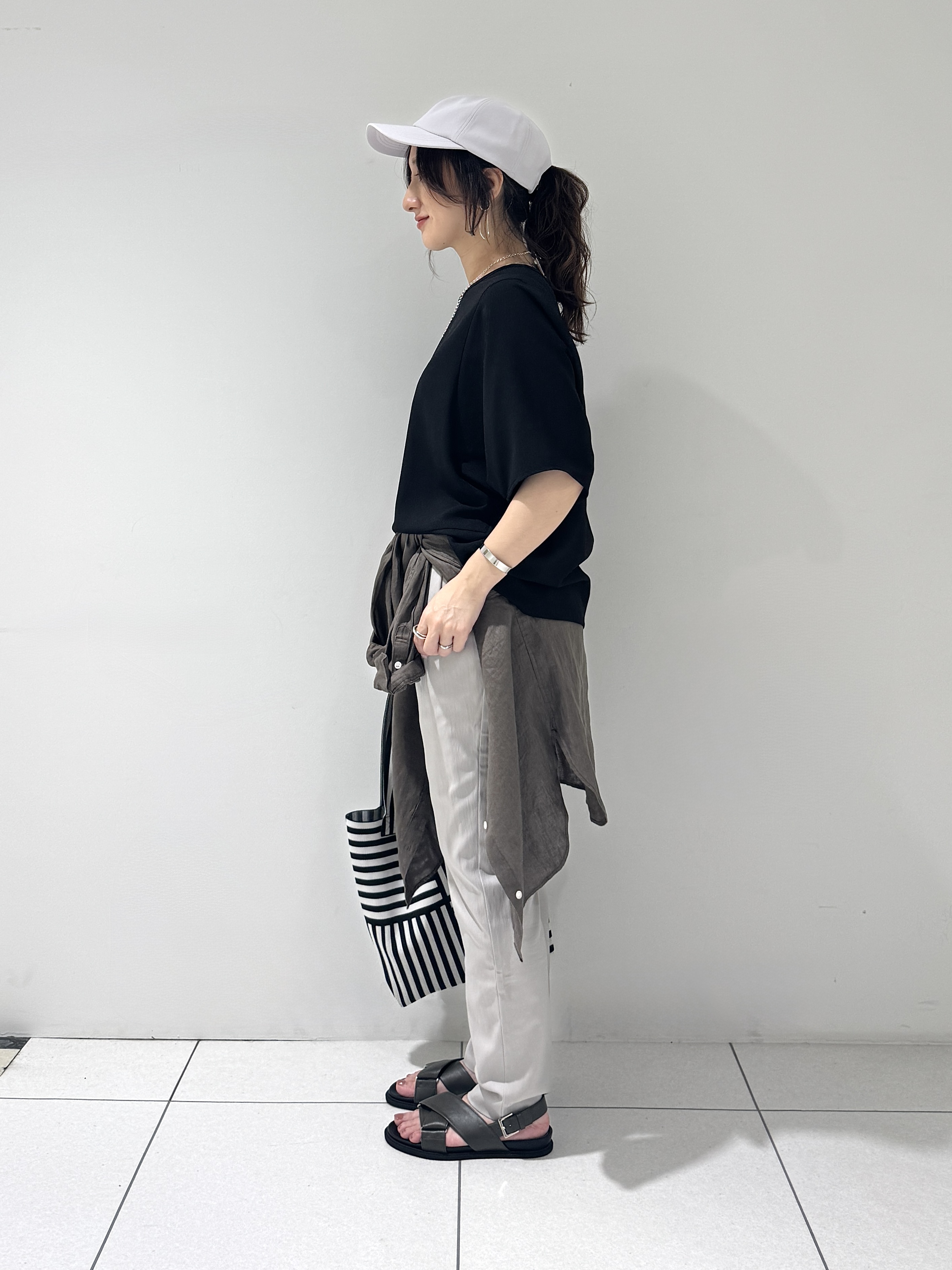 そんさんの「INDIVI｜【洗える／2WAY／裾ドロスト付き】 ドルマンスリーブチュニックトップス」を使ったコーディネート