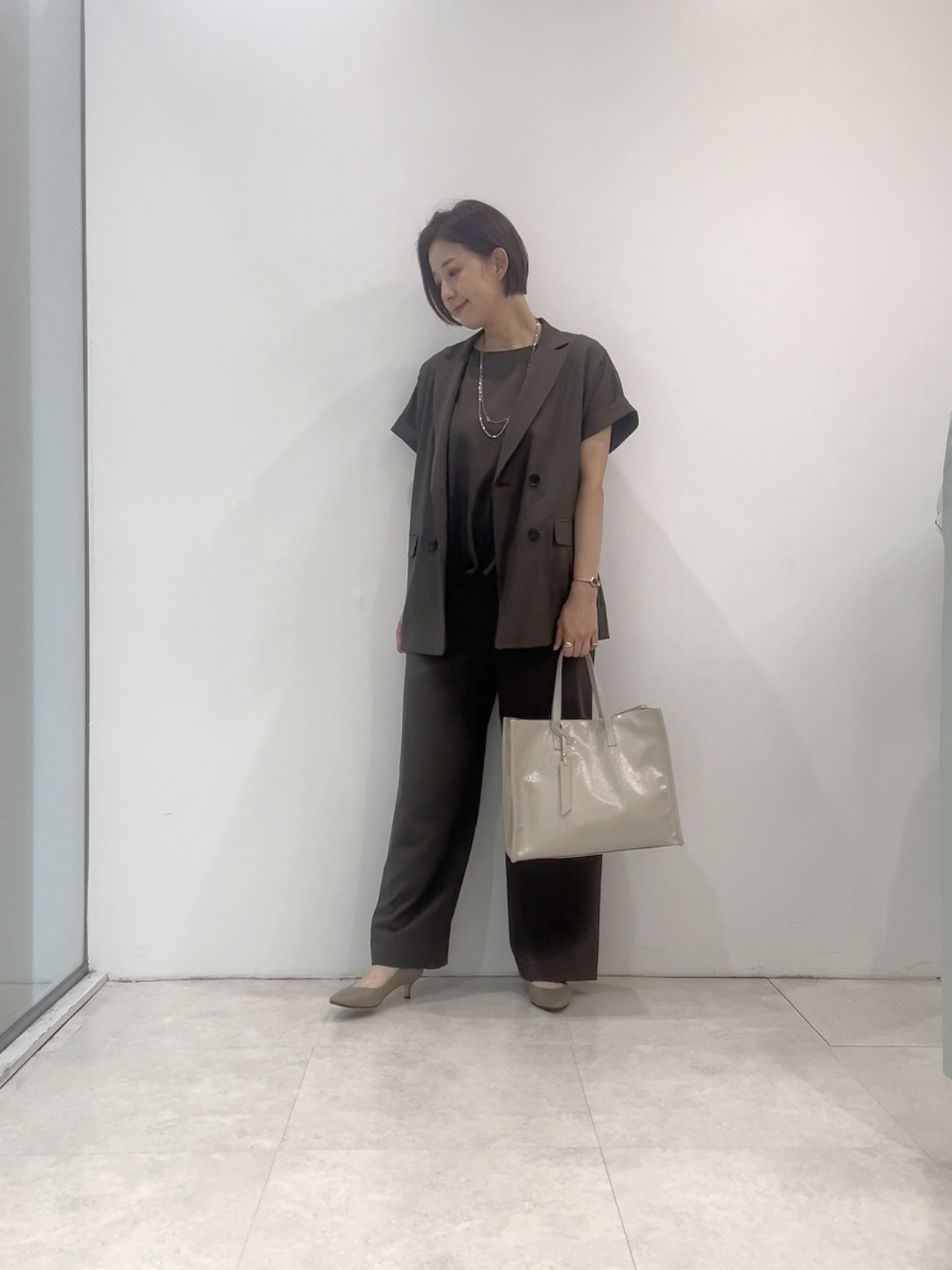 まどかさんの「UNTITLED｜【手洗い可／セットアップ可】こなれ半袖ジャケット」を使ったコーディネート