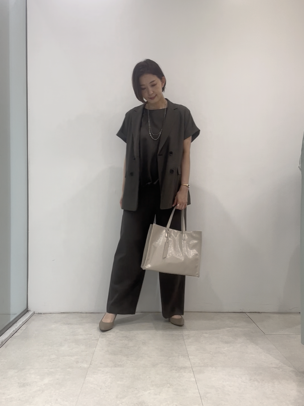 まどかさんの「UNTITLED｜【手洗い可／セットアップ可】こなれ半袖ジャケット」を使ったコーディネート