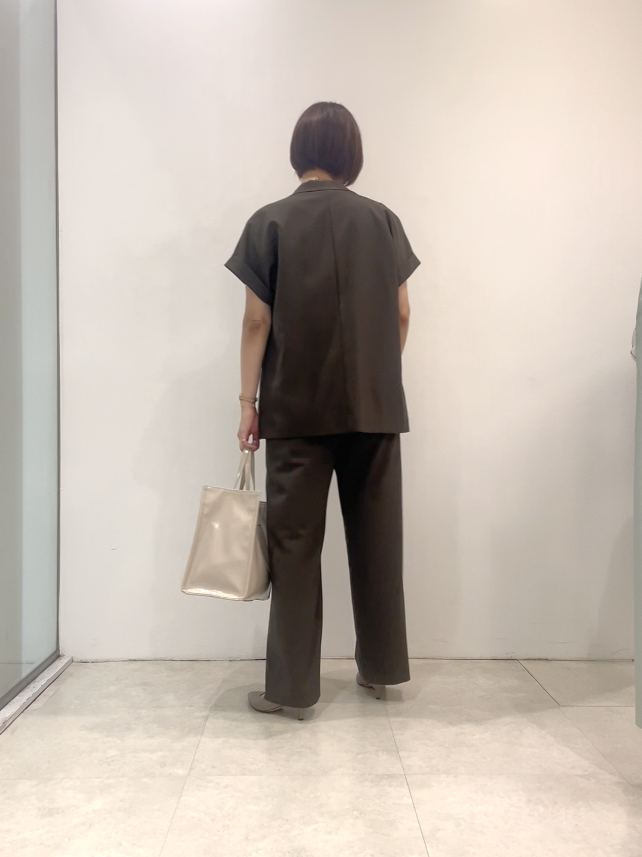 まどかさんの「UNTITLED｜【手洗い可／セットアップ可】こなれ半袖ジャケット」を使ったコーディネート