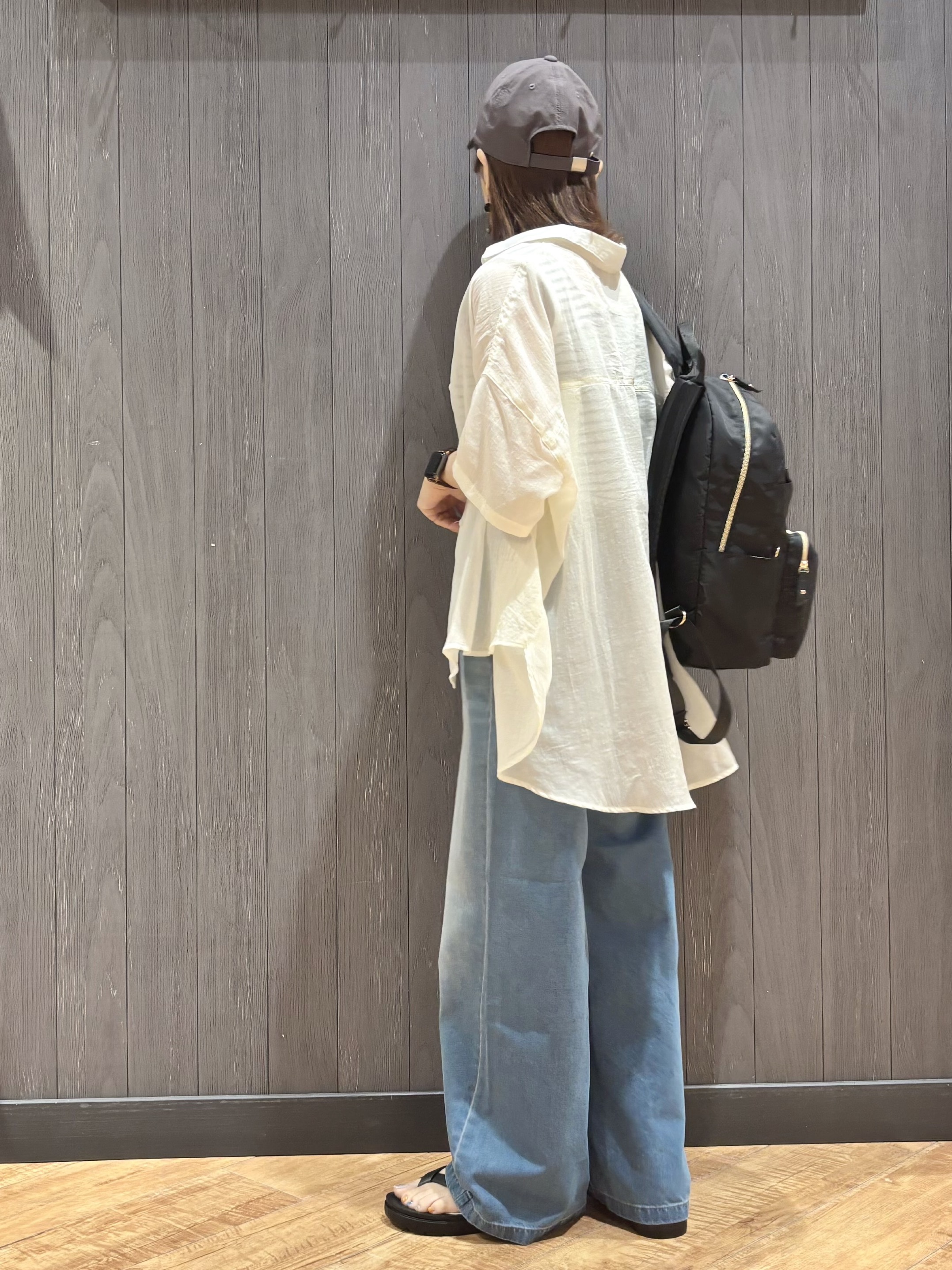 meiさんの「SHOO･LA･RUE｜ヒップがすっぽり隠れる やわらか5分袖シアーシャツ」を使ったコーディネート