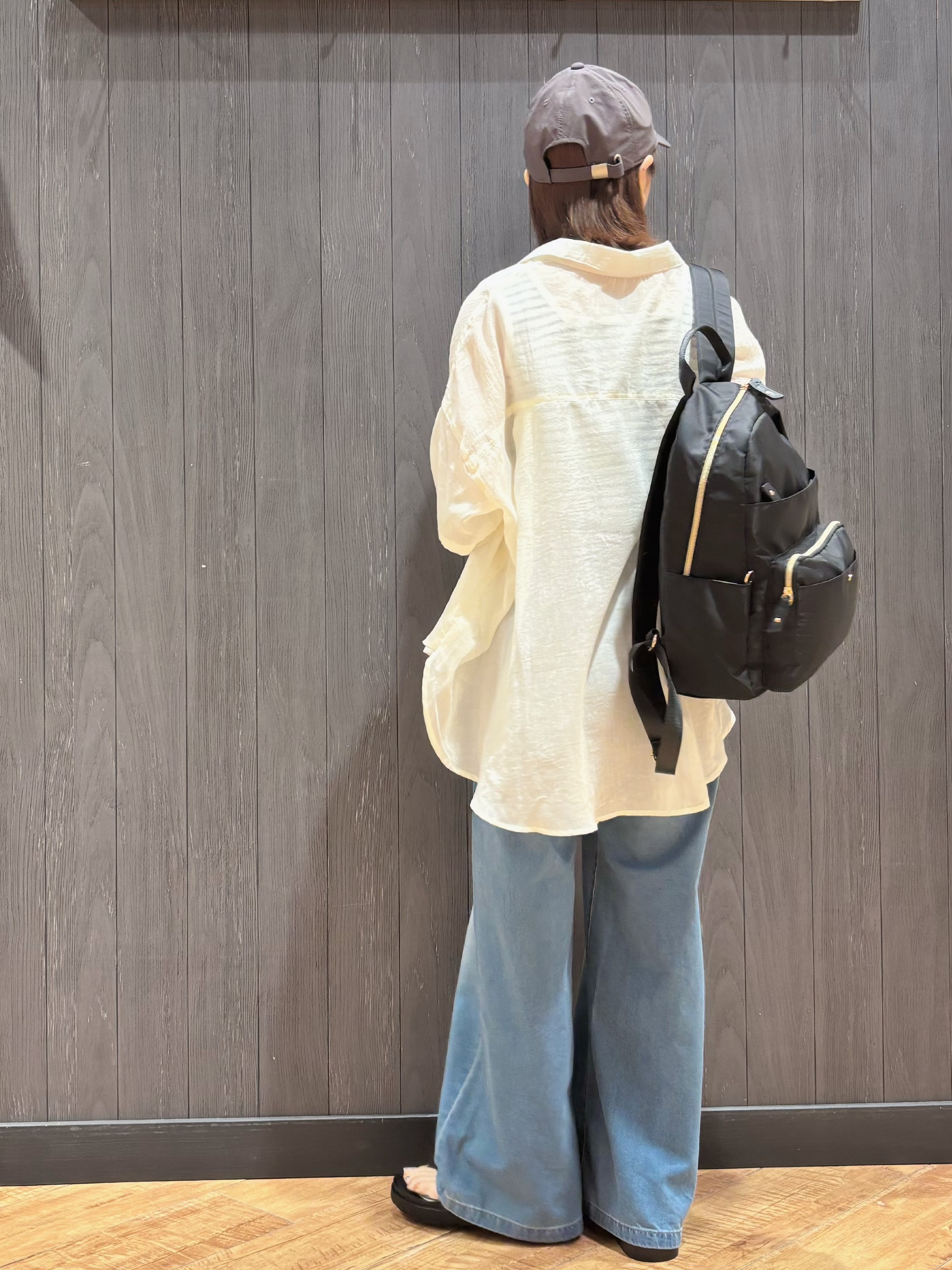 meiさんの「SHOO･LA･RUE｜ヒップがすっぽり隠れる やわらか5分袖シアーシャツ」を使ったコーディネート