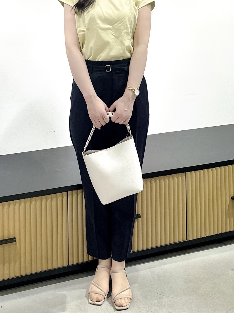 keito.iさんの「OPAQUE.CLIP｜【接触冷感／UV】ワンポイント刺繍Tシャツ《7col／XS~3L／洗濯機OK》」を使ったコーディネート
