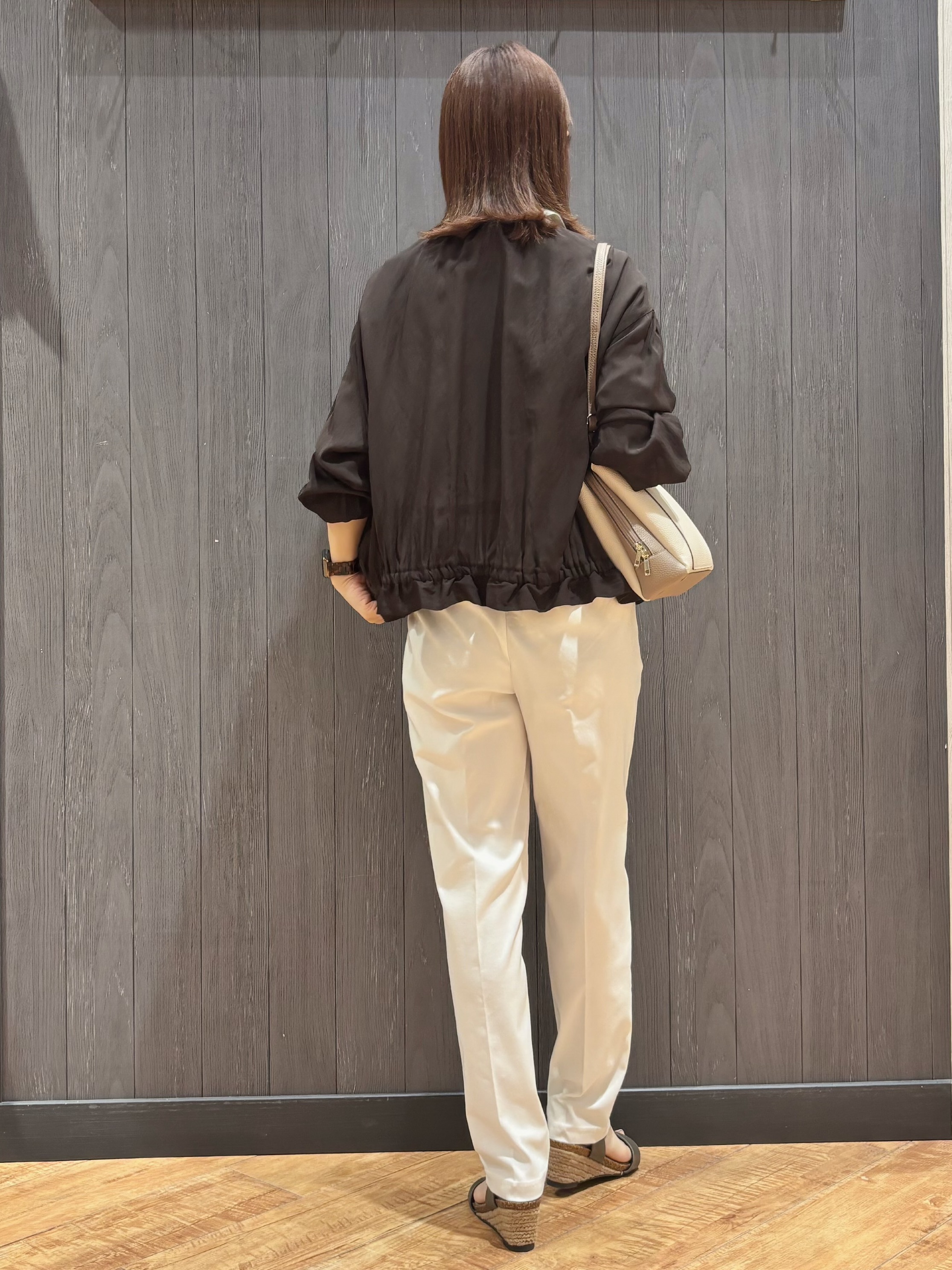 meiさんの「SHOO･LA･RUE｜【S-LL】軽やかな シアーライトブルゾン」を使ったコーディネート