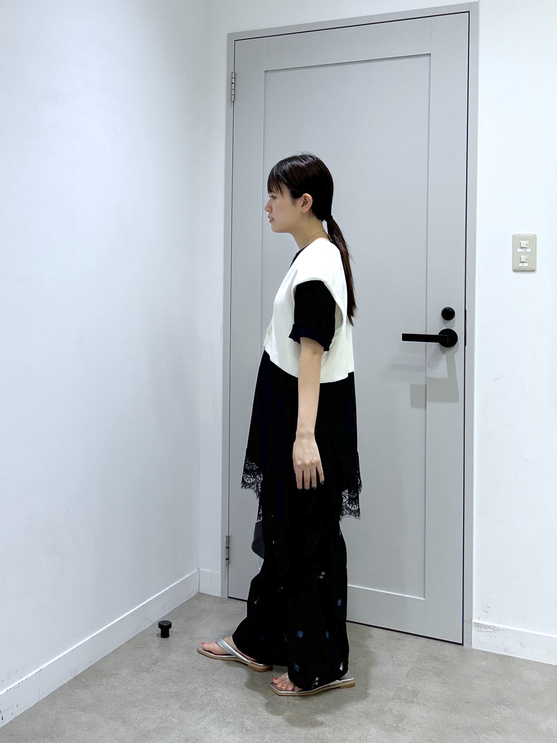 Renoさんの「INDIVI｜裾レースアシメカットソー」を使ったコーディネート