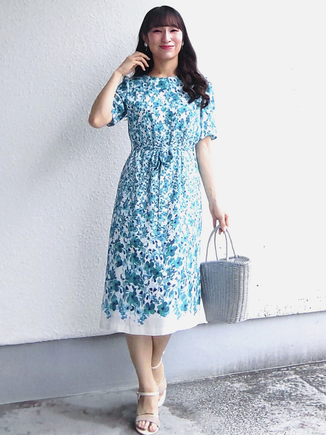 keinaさんの「SunaUna｜小花柄ワンピース」を使ったコーディネート