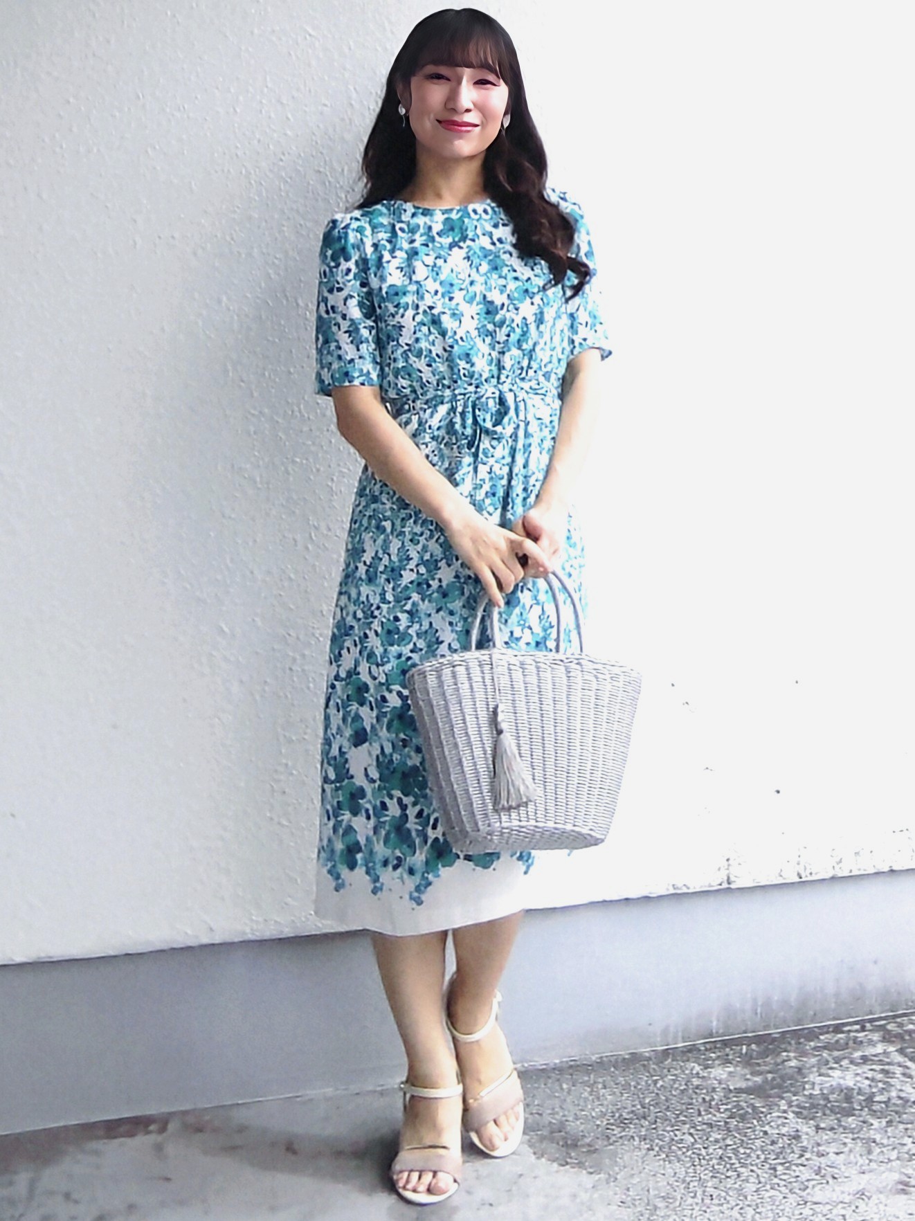 keinaさんの「SunaUna｜小花柄ワンピース」を使ったコーディネート