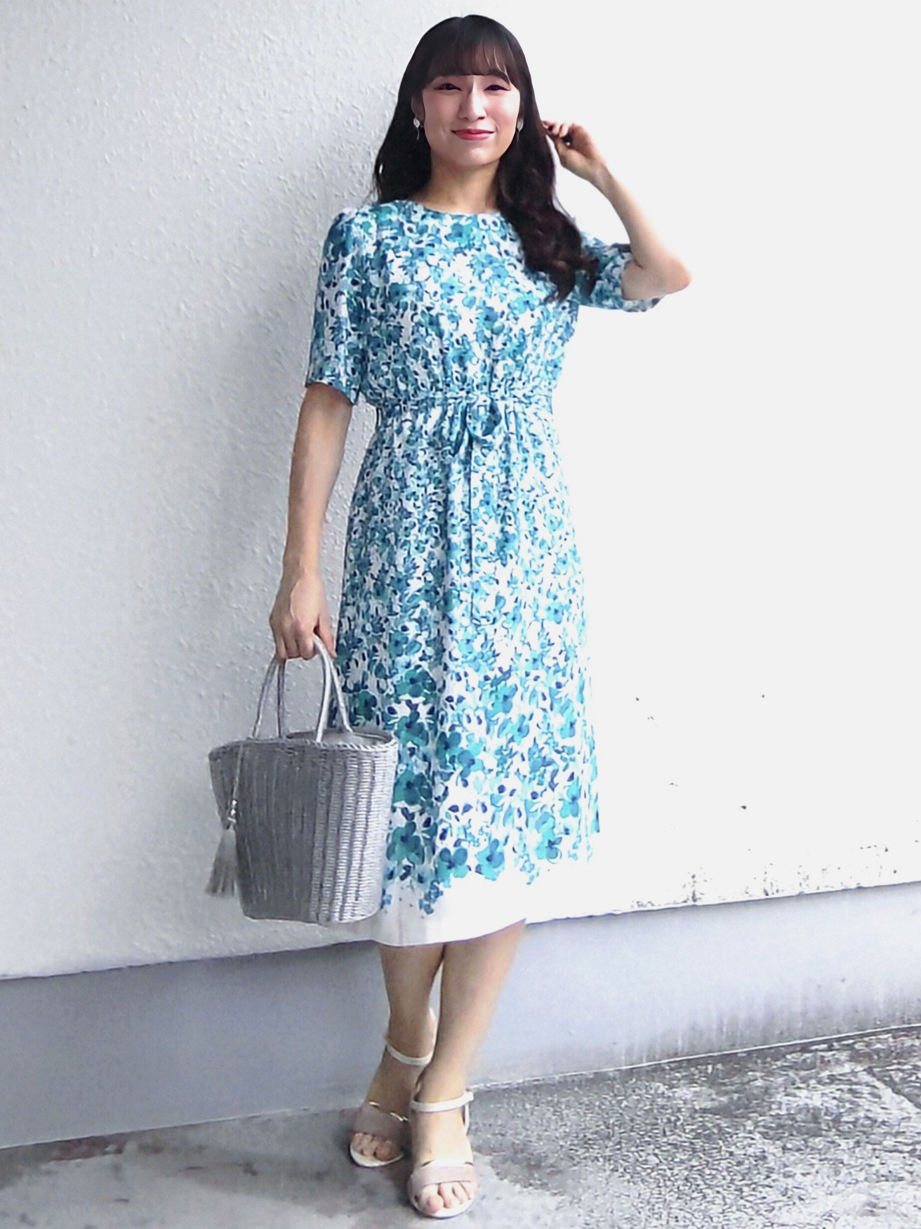 keinaさんの「SunaUna｜小花柄ワンピース」を使ったコーディネート