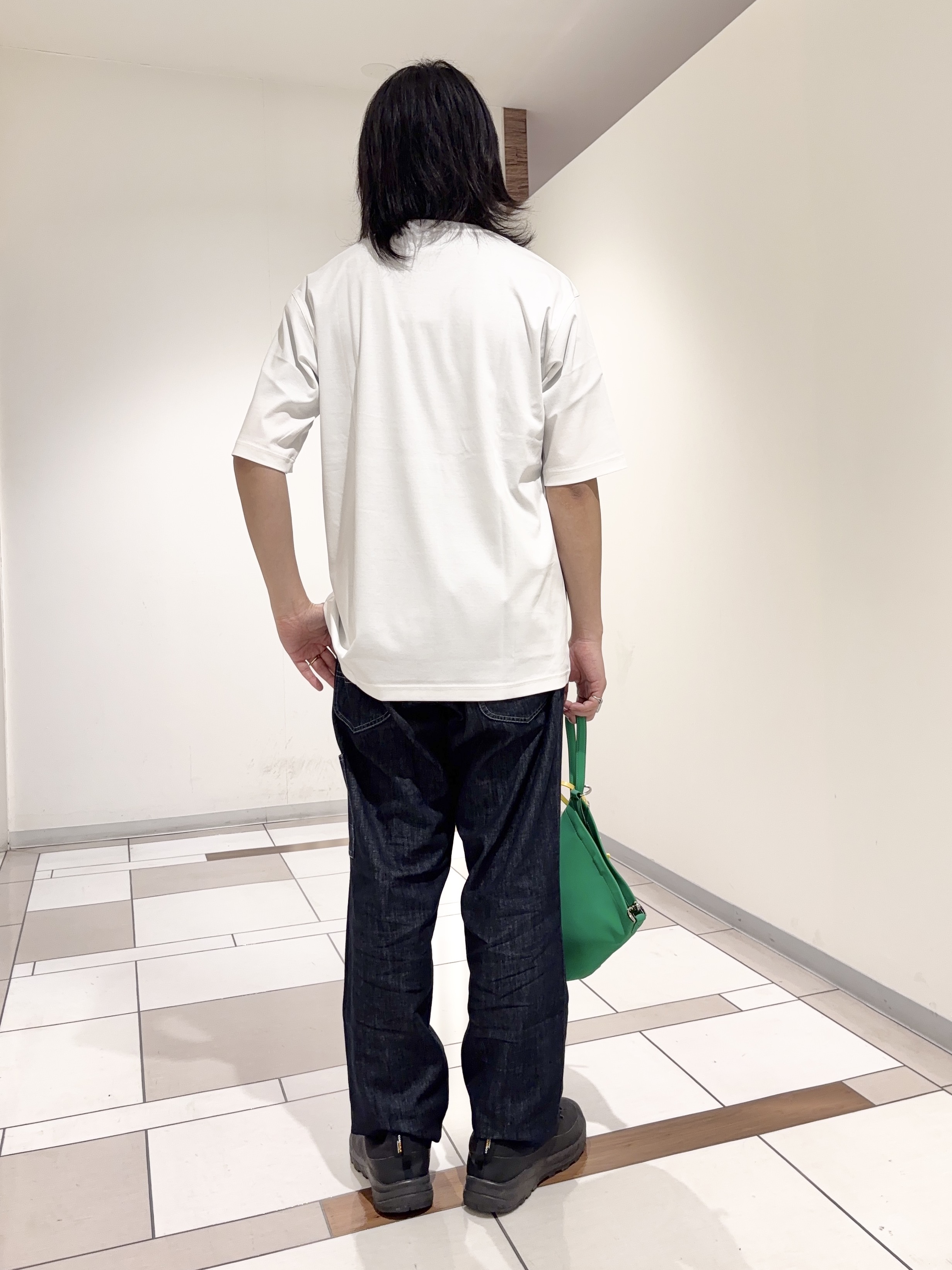 及川さんの「TAKEO KIKUCHI｜【BOWLER HAT LABEL】アイスクリアコットン ワンストローク 半袖Tシャツ」を使ったコーディネート