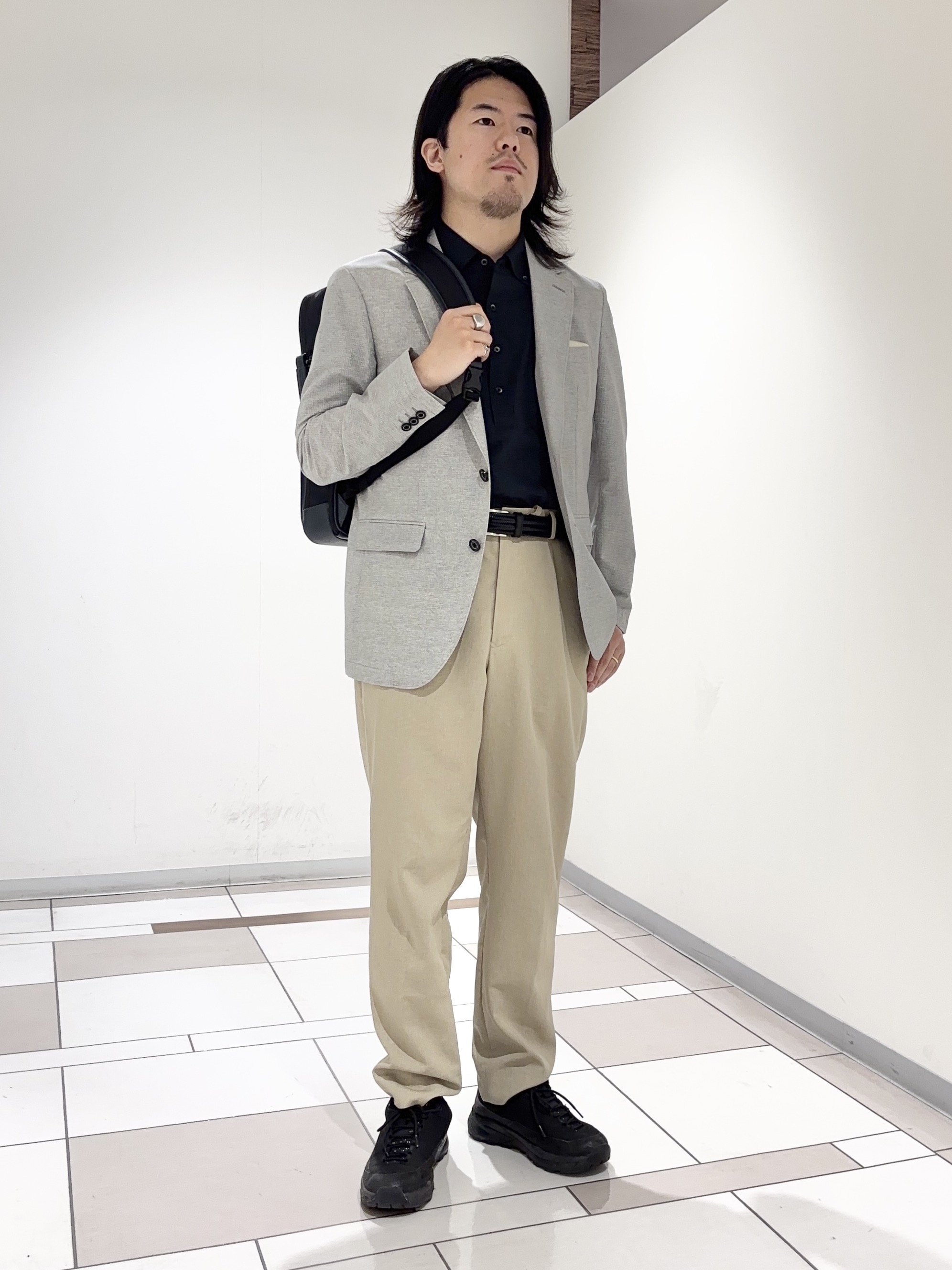 及川さんの「TAKEO KIKUCHI｜【抗菌防臭】COOL DOTS（R）ドビープリント ジャケット」を使ったコーディネート