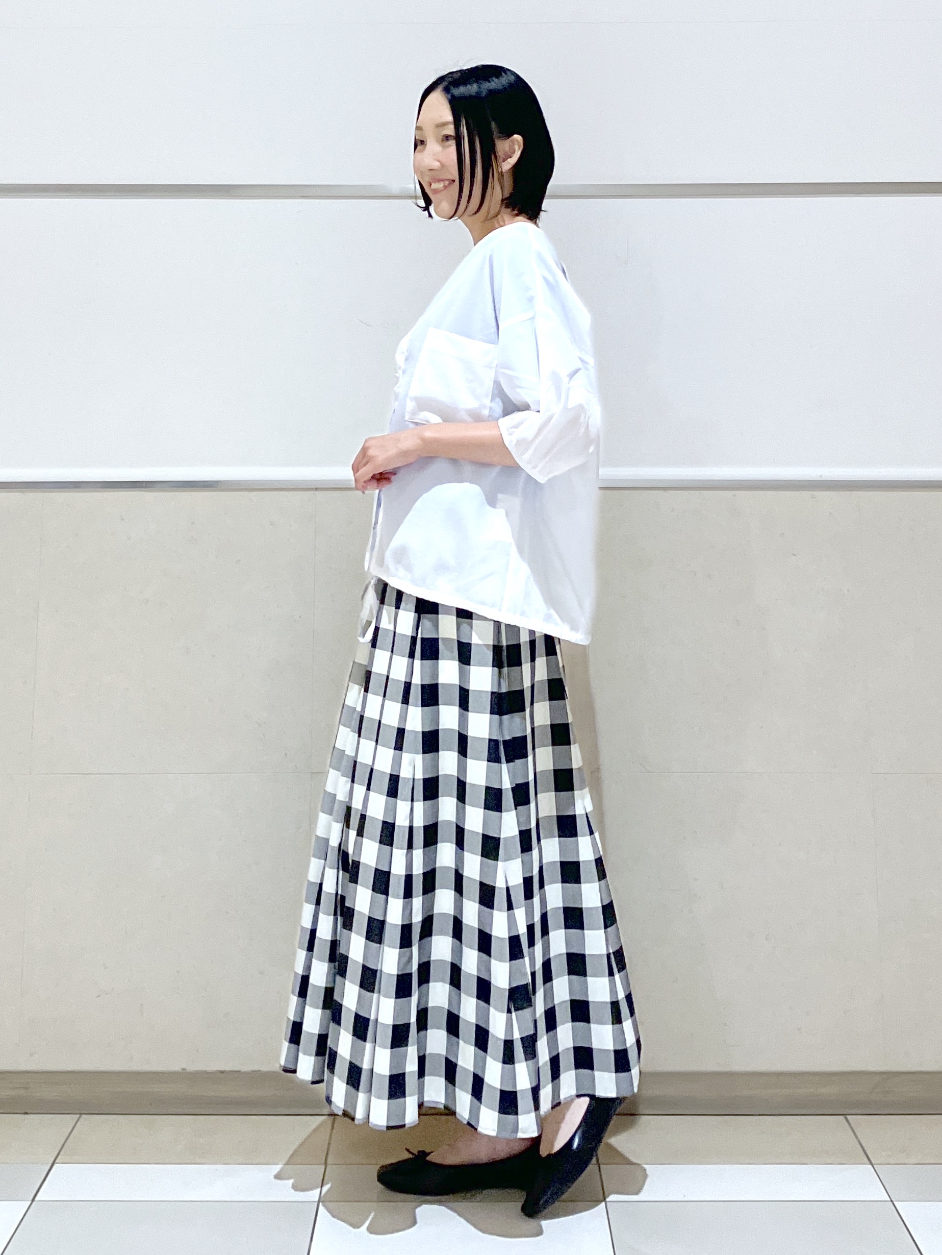 eriko さんの「Dessin｜【9色展開/接触冷感/UVカット】ドライタッチサマーニットT」を使ったコーディネート