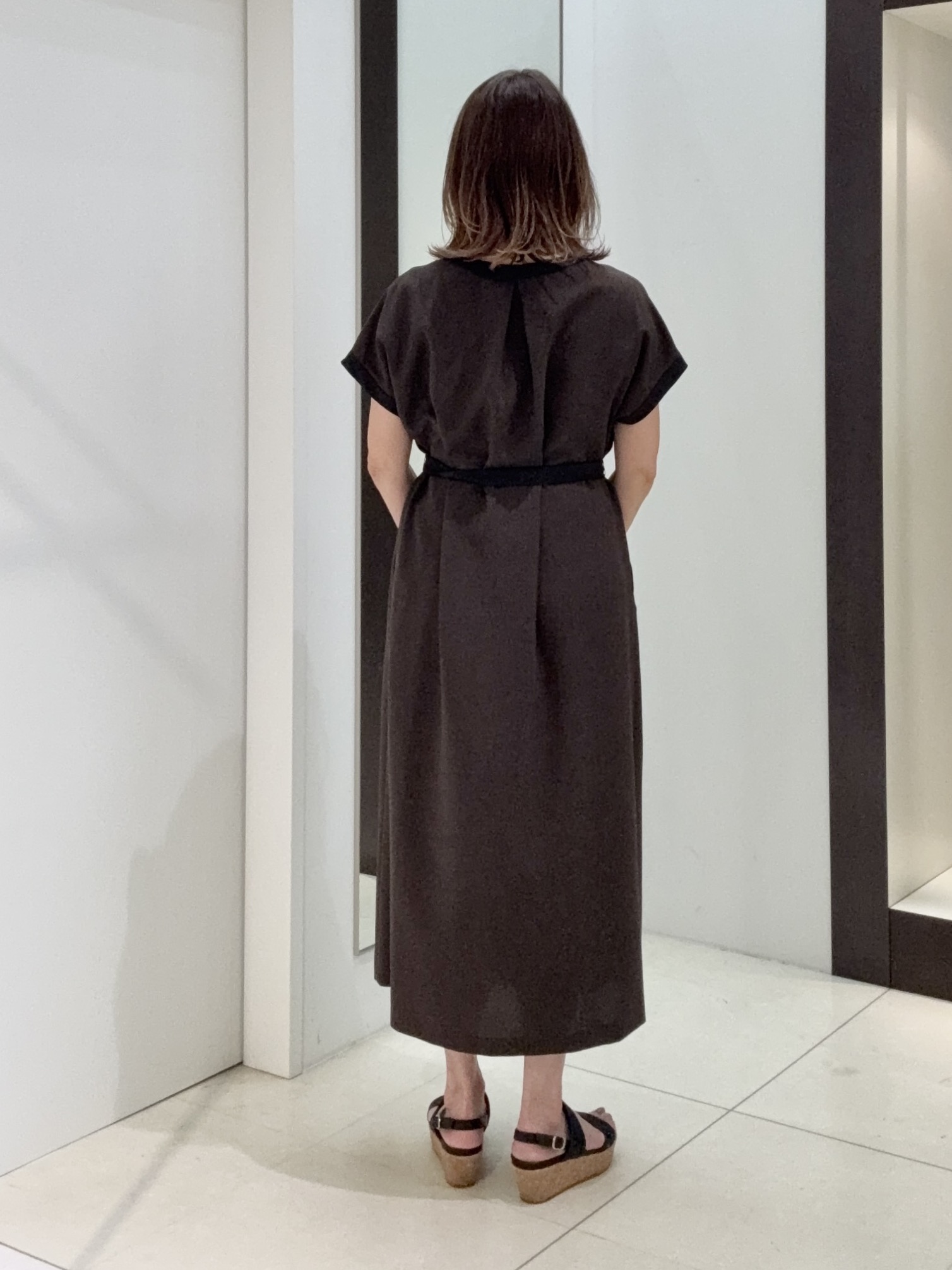 tomoさんの「UNTITLED｜【接触冷感/UVカット/イージーケア】配色ラインワンピース」を使ったコーディネート