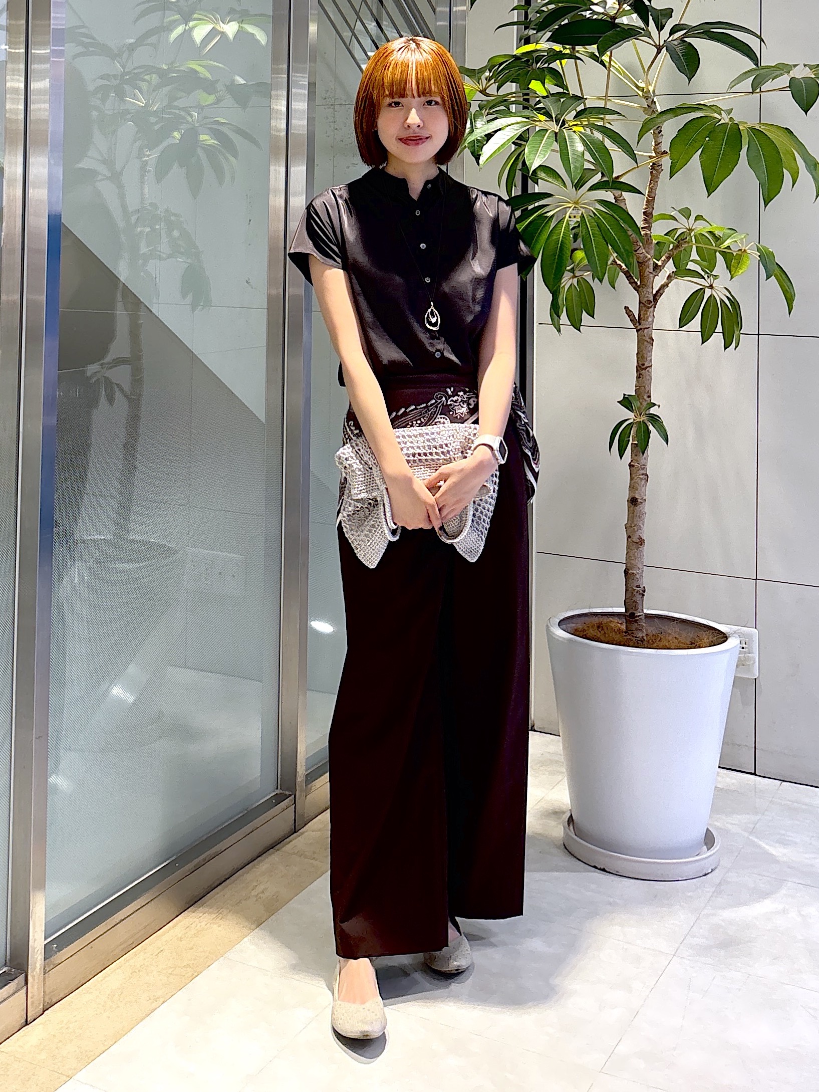 yukaさんの「UNTITLED｜【セットアップ可/軽量/清涼感】ローンギャザーブラウス」を使ったコーディネート