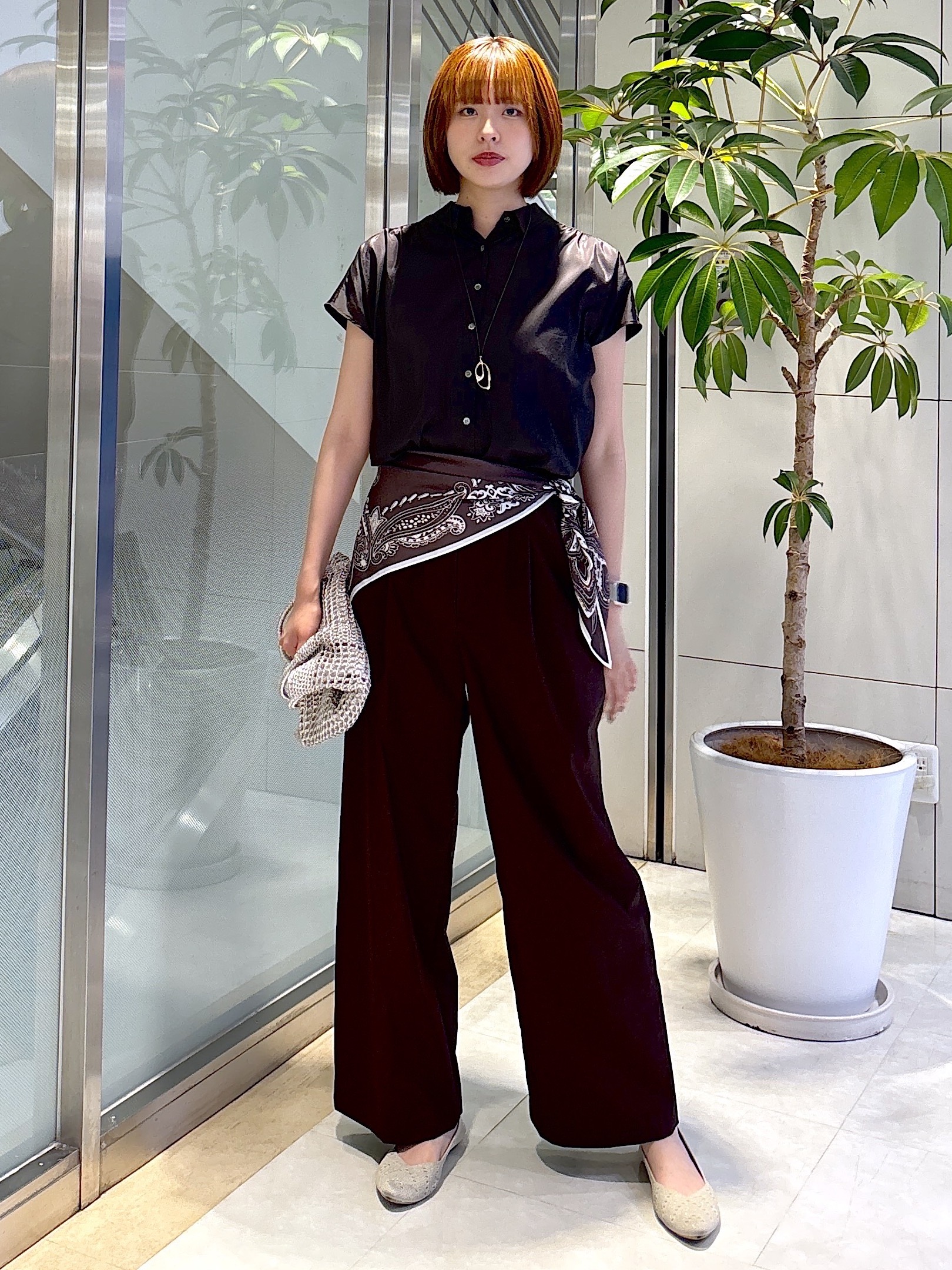 yukaさんの「UNTITLED｜【セットアップ可/軽量/清涼感】ローンギャザーブラウス」を使ったコーディネート