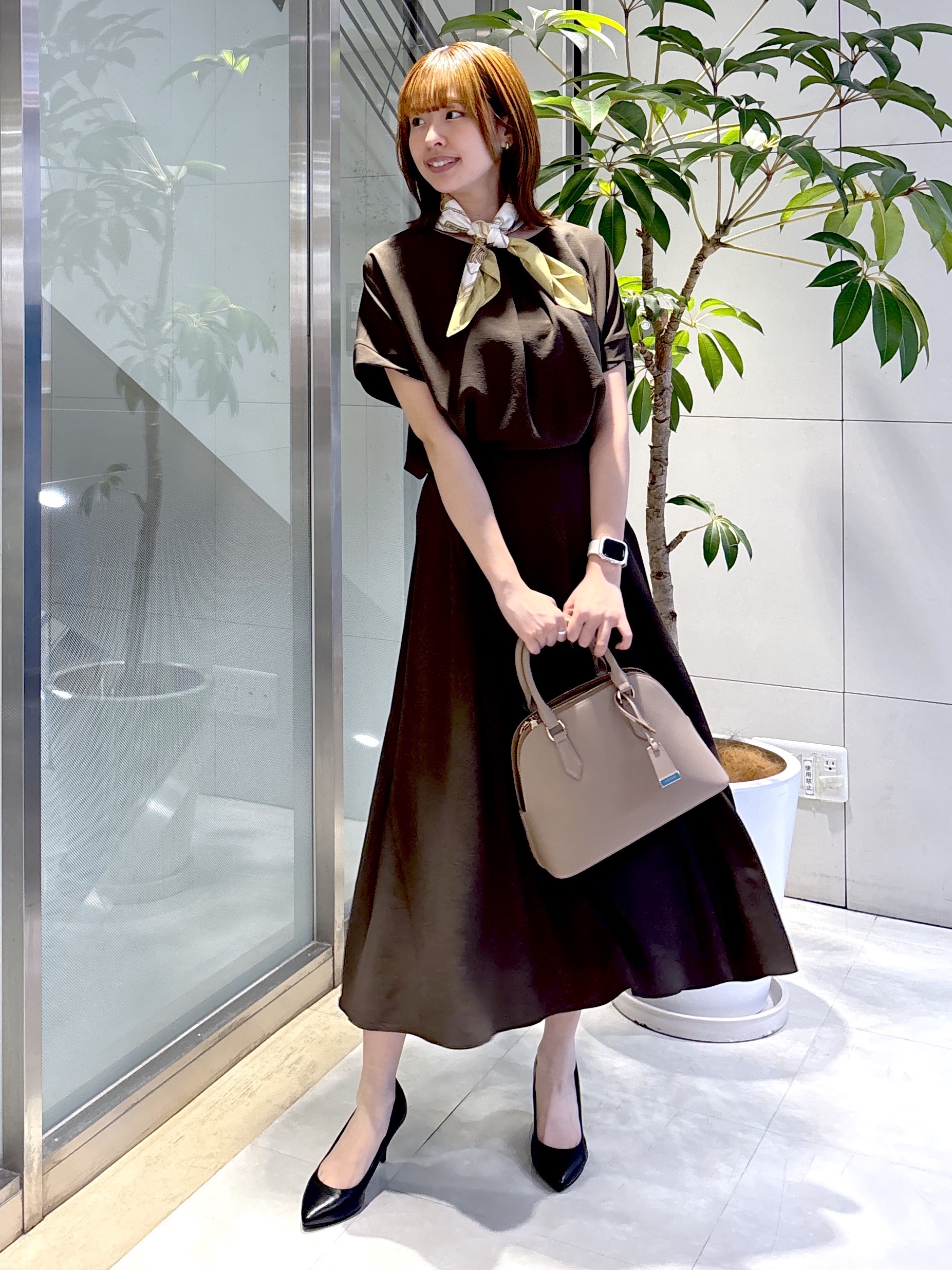 yukaさんの「UNTITLED｜【セットアップ可/UVカット/前後2WAY】リラクシーフレンチスリーブブラウス」を使ったコーディネート