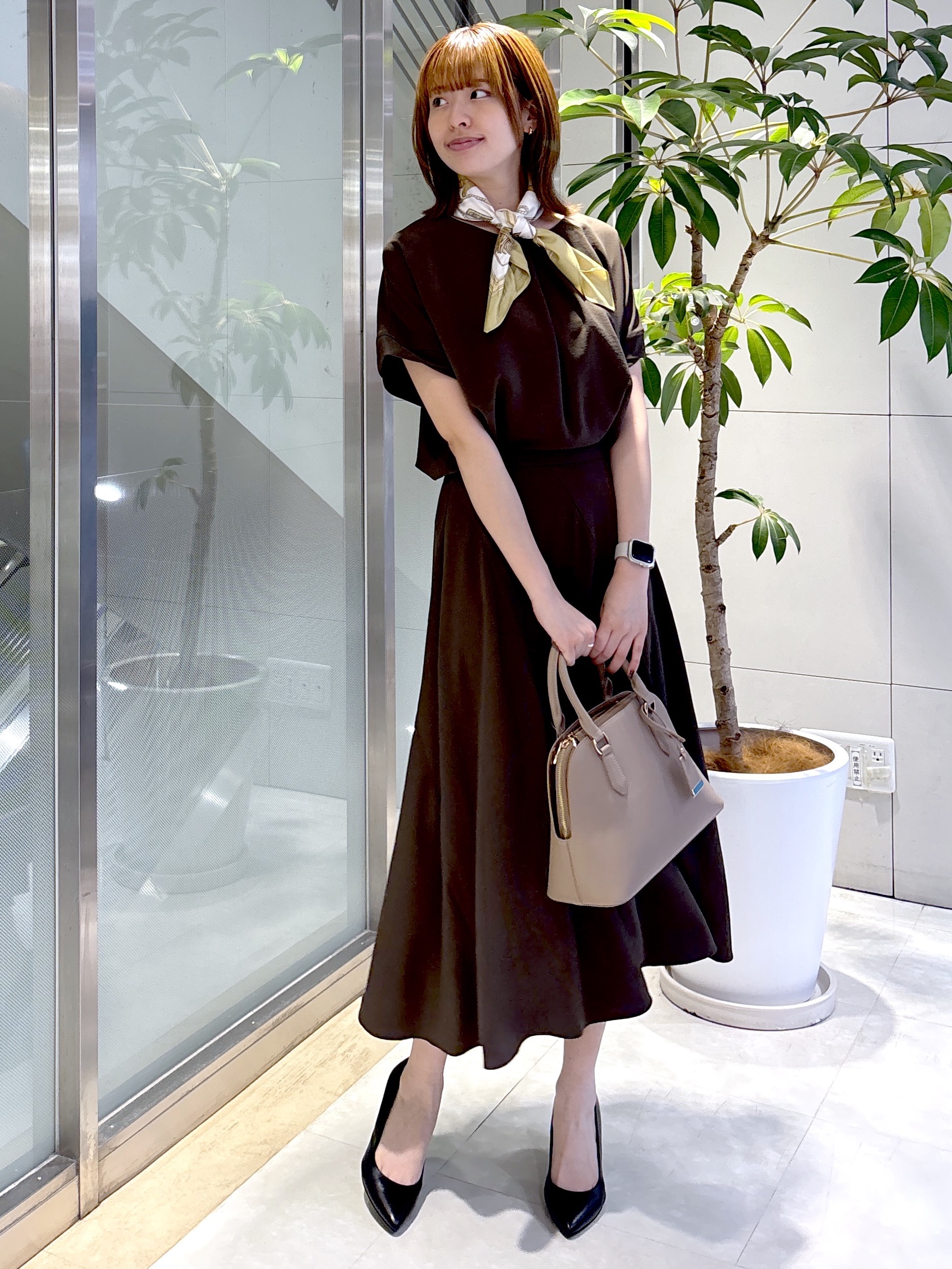yukaさんの「UNTITLED｜【セットアップ可/UVカット/前後2WAY】リラクシーフレンチスリーブブラウス」を使ったコーディネート