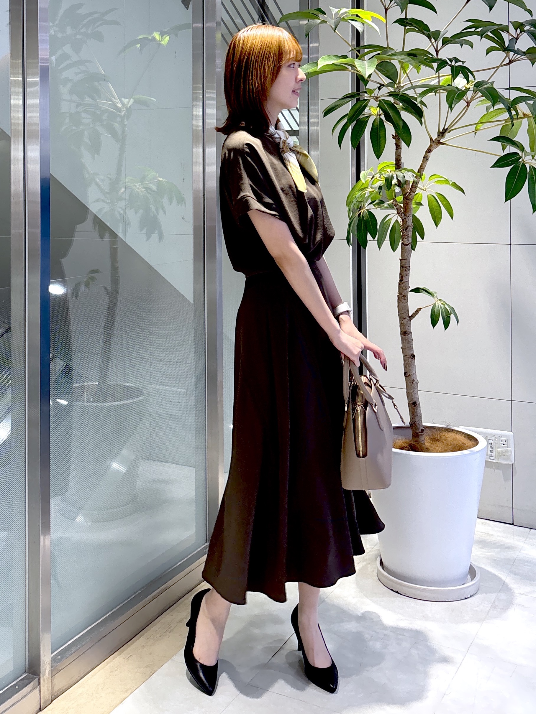 yukaさんの「UNTITLED｜【セットアップ可/UVカット/前後2WAY】リラクシーフレンチスリーブブラウス」を使ったコーディネート