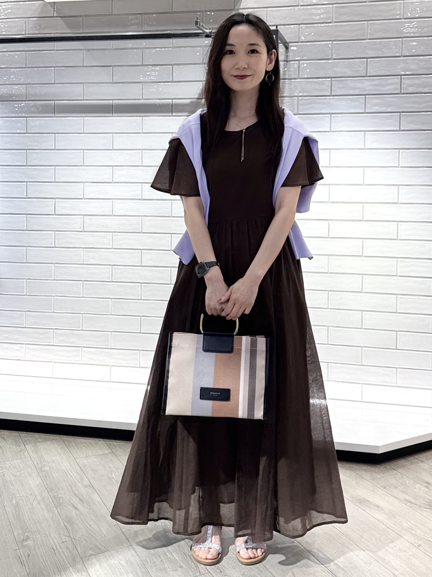 yuicciさんの「OPAQUE.CLIP｜【UV／接触冷感】Vネックリラクシーニットカーディガン《洗濯機OK／抗ピル》」を使ったコーディネート