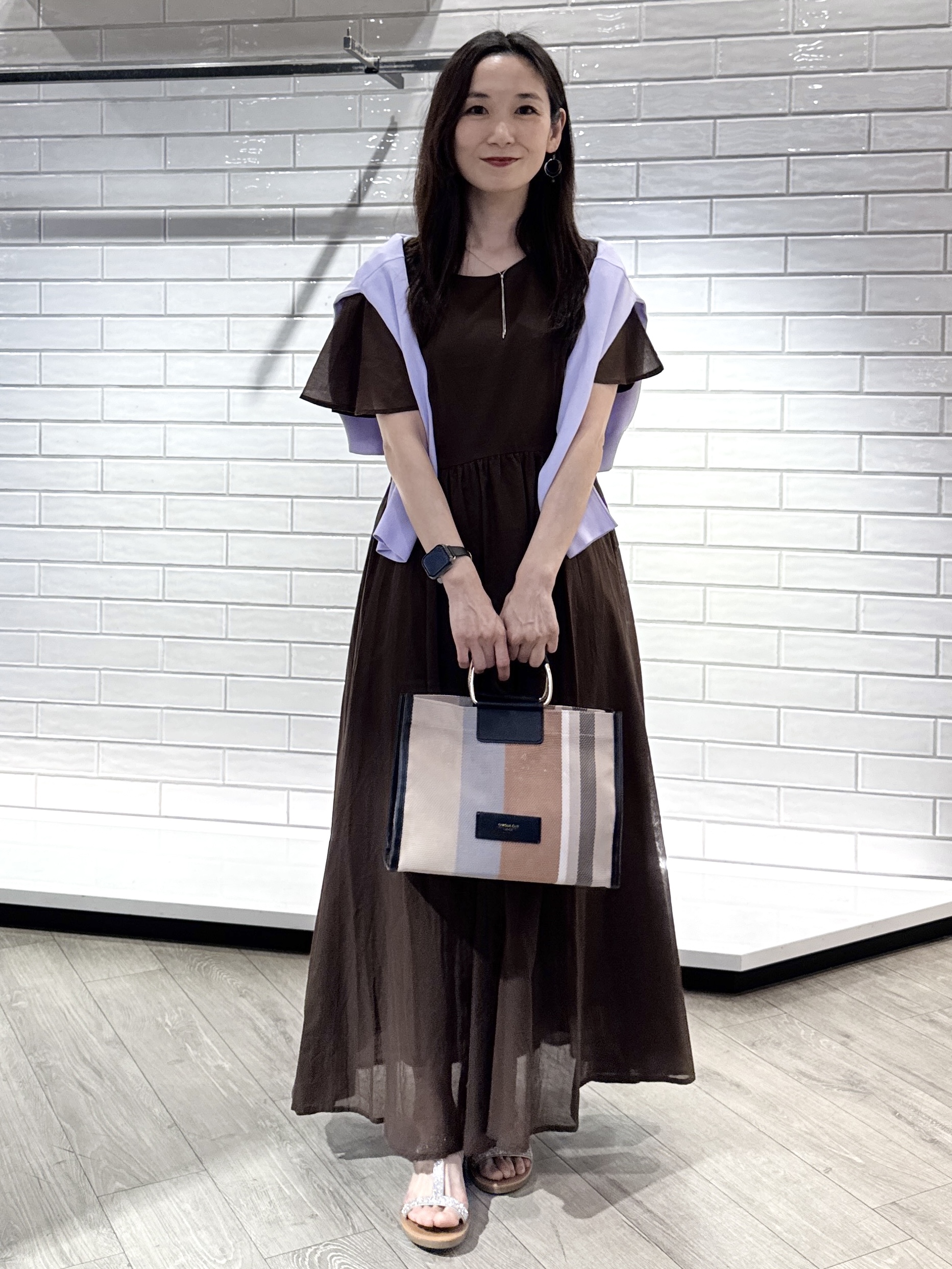 yuicciさんの「OPAQUE.CLIP｜【UV／接触冷感】Vネックリラクシーニットカーディガン《洗濯機OK／抗ピル》」を使ったコーディネート
