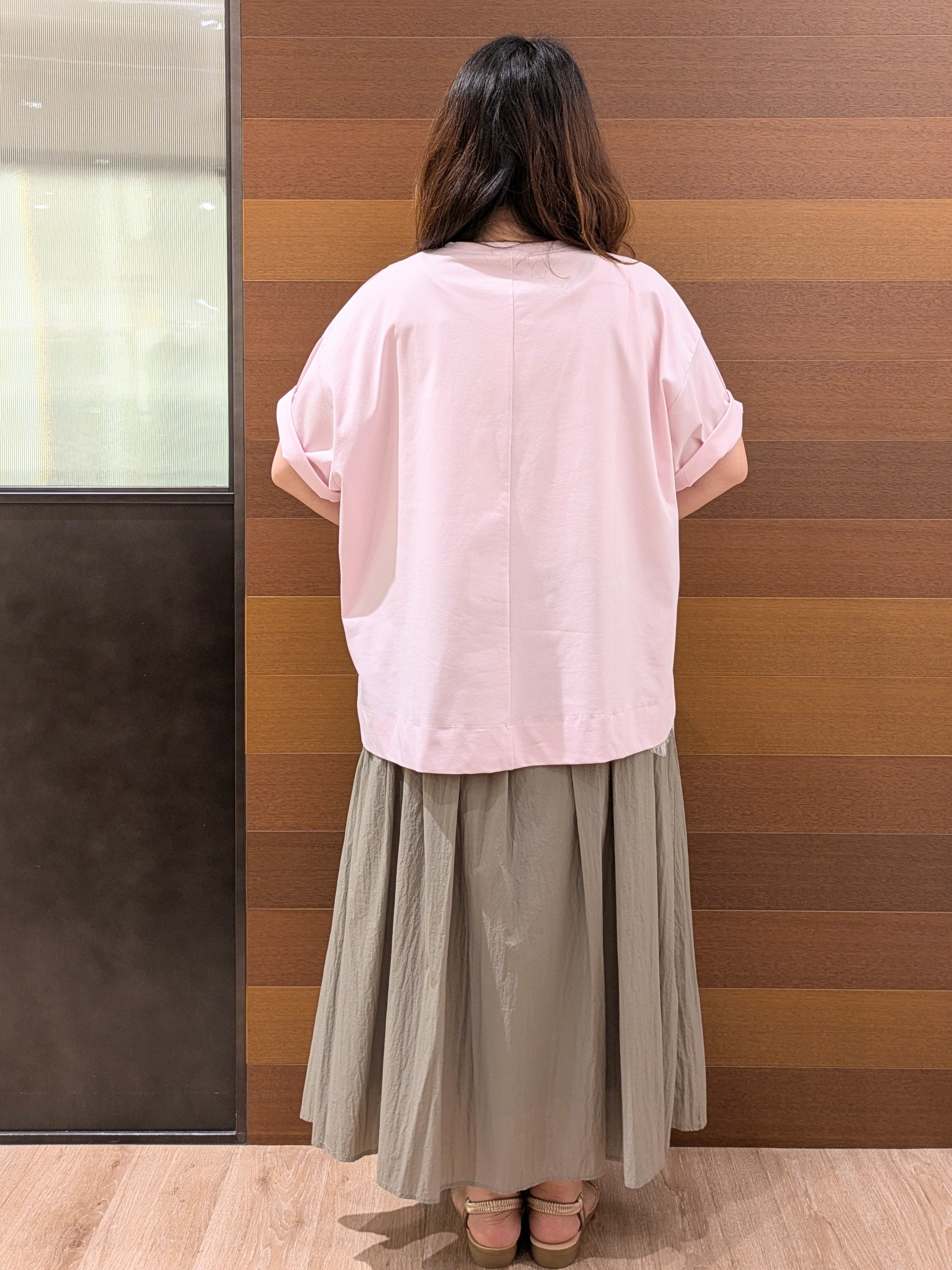 むっちゃんさんの「OPAQUE.CLIP｜【接触冷感】リラクシーカットソー《洗濯機OK》」を使ったコーディネート