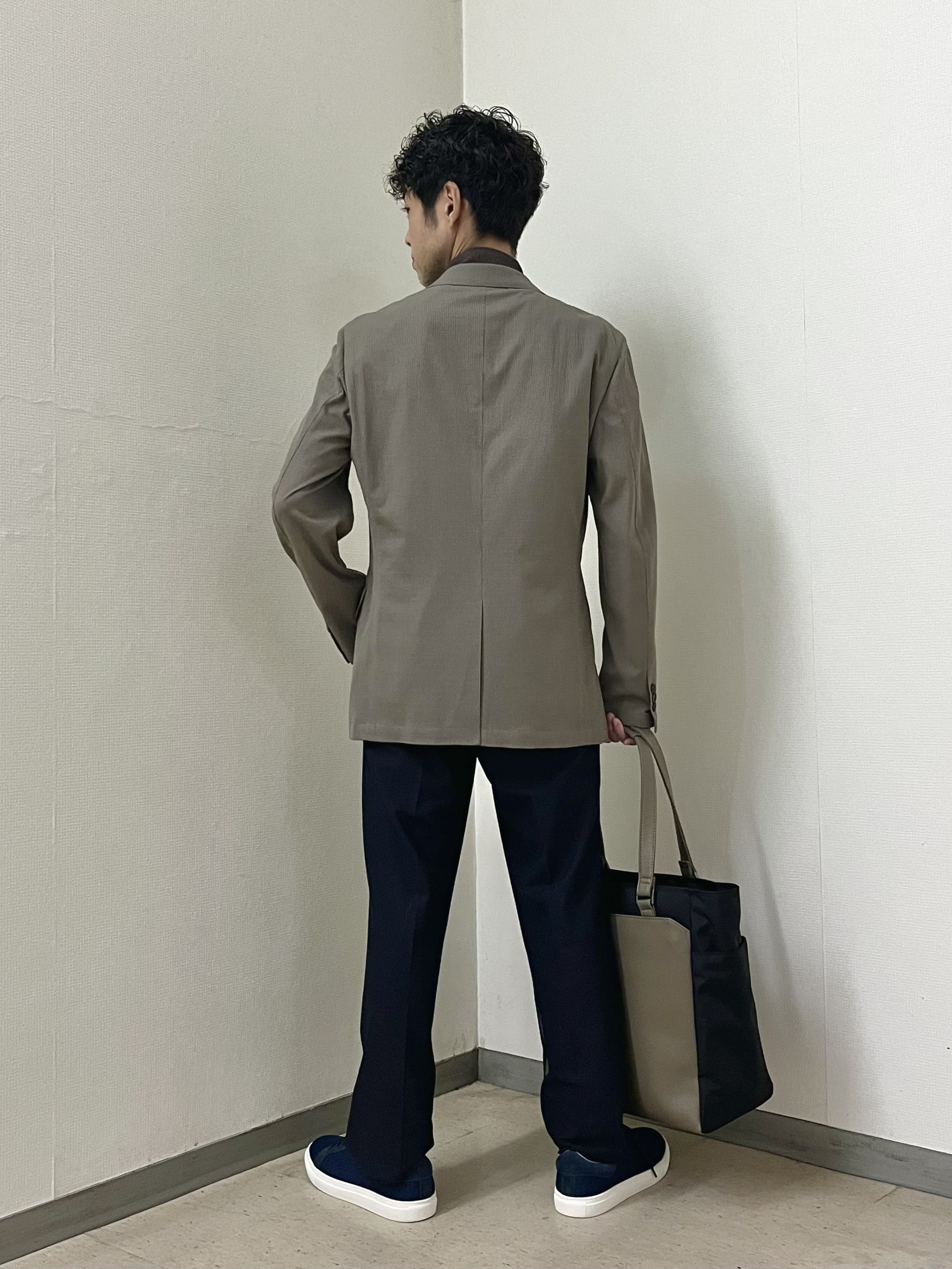 URAさんの「TAKEO KIKUCHI｜【Begin5月号掲載/通気性】トリコットサッカー ジャケット」を使ったコーディネート