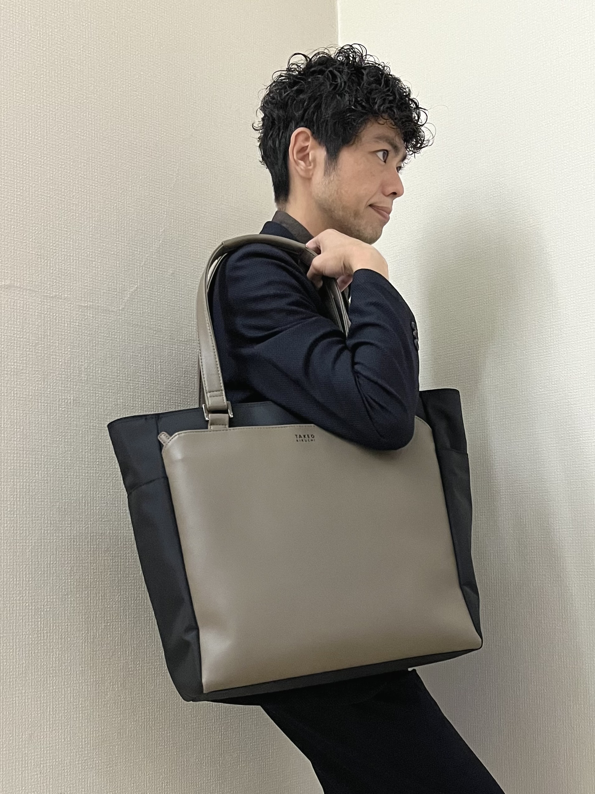 URAさんの「TAKEO KIKUCHI｜【抗菌防臭】CALCULO（R）ジャージ ジャケット」を使ったコーディネート
