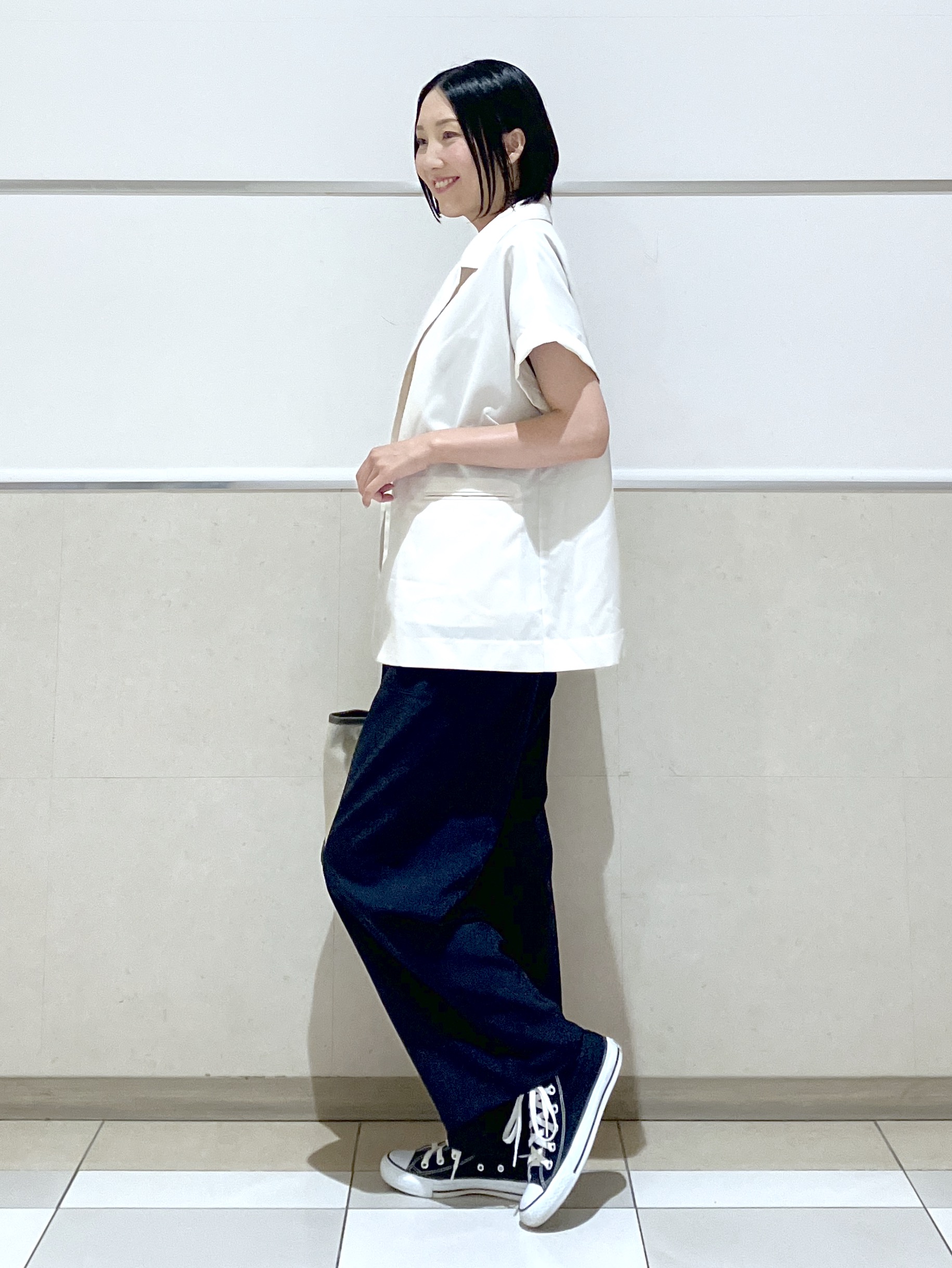 eriko さんの「Dessin｜バンドカラーフロントフリルブラウス」を使ったコーディネート